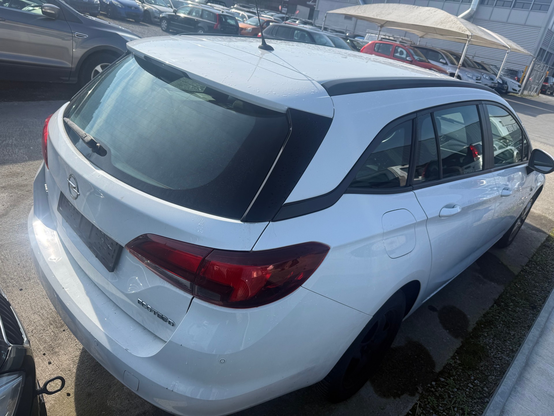OPEL Astra Sports Tourer 1.6 CDTi ecoF 120 Years Edition-image-3
