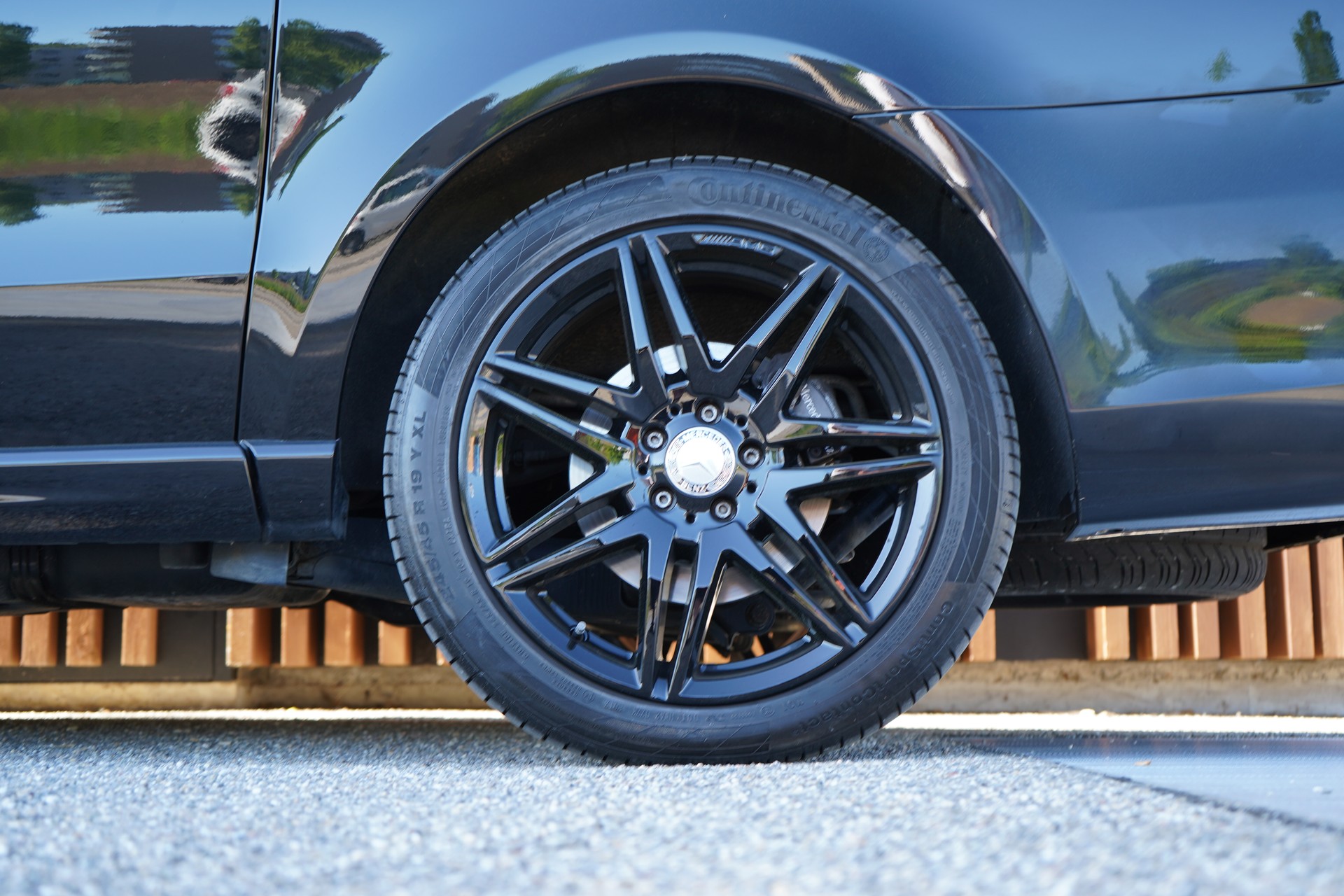MERCEDES-BENZ V 250 d AVANTGARDE AMG LINE BLACK LANG 4MATIC 7G-TRONIC l 190 PS-image-17