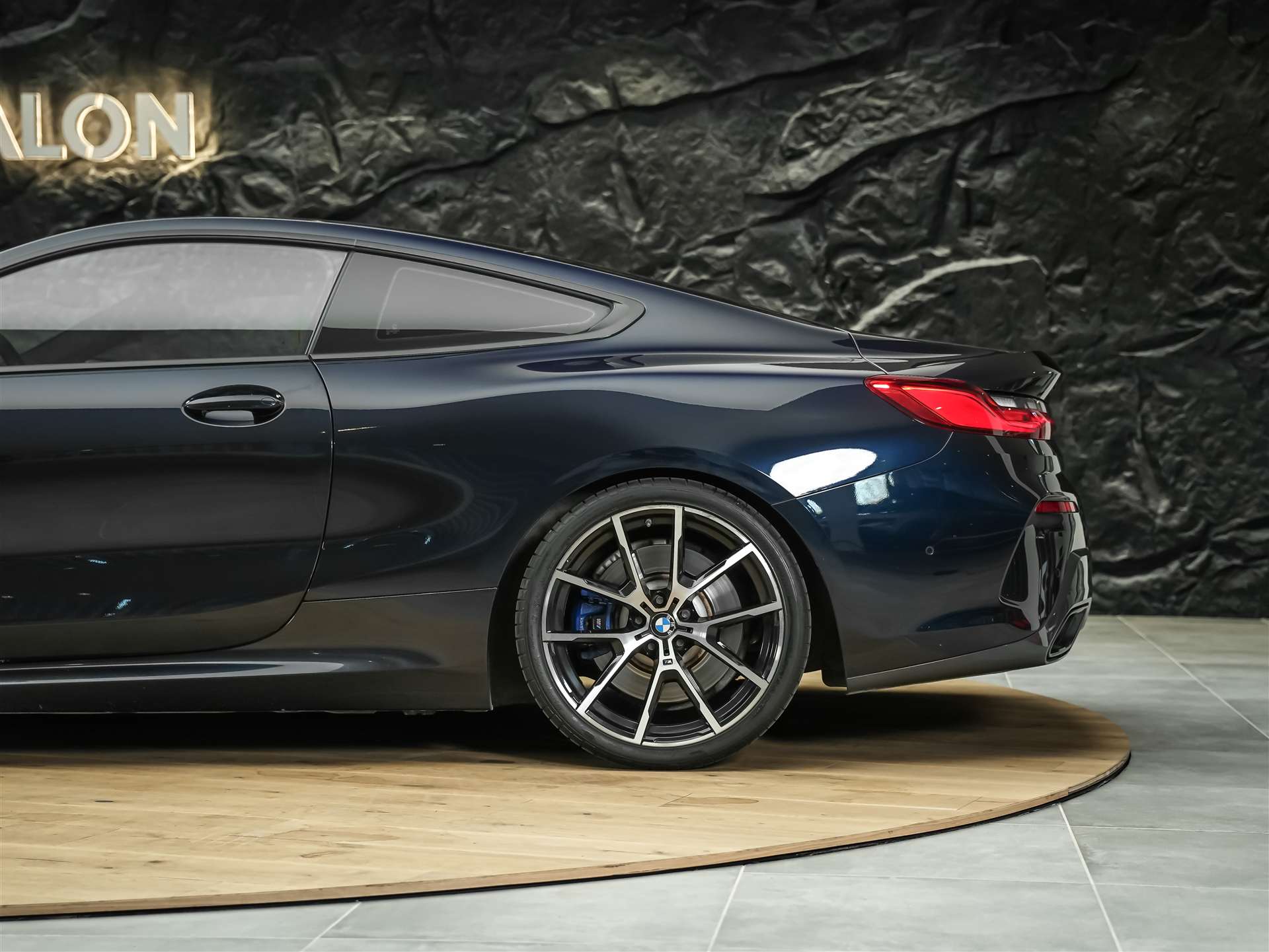 BMW 840d xDrive Steptronic M Sport **CH-Auto**-image-15
