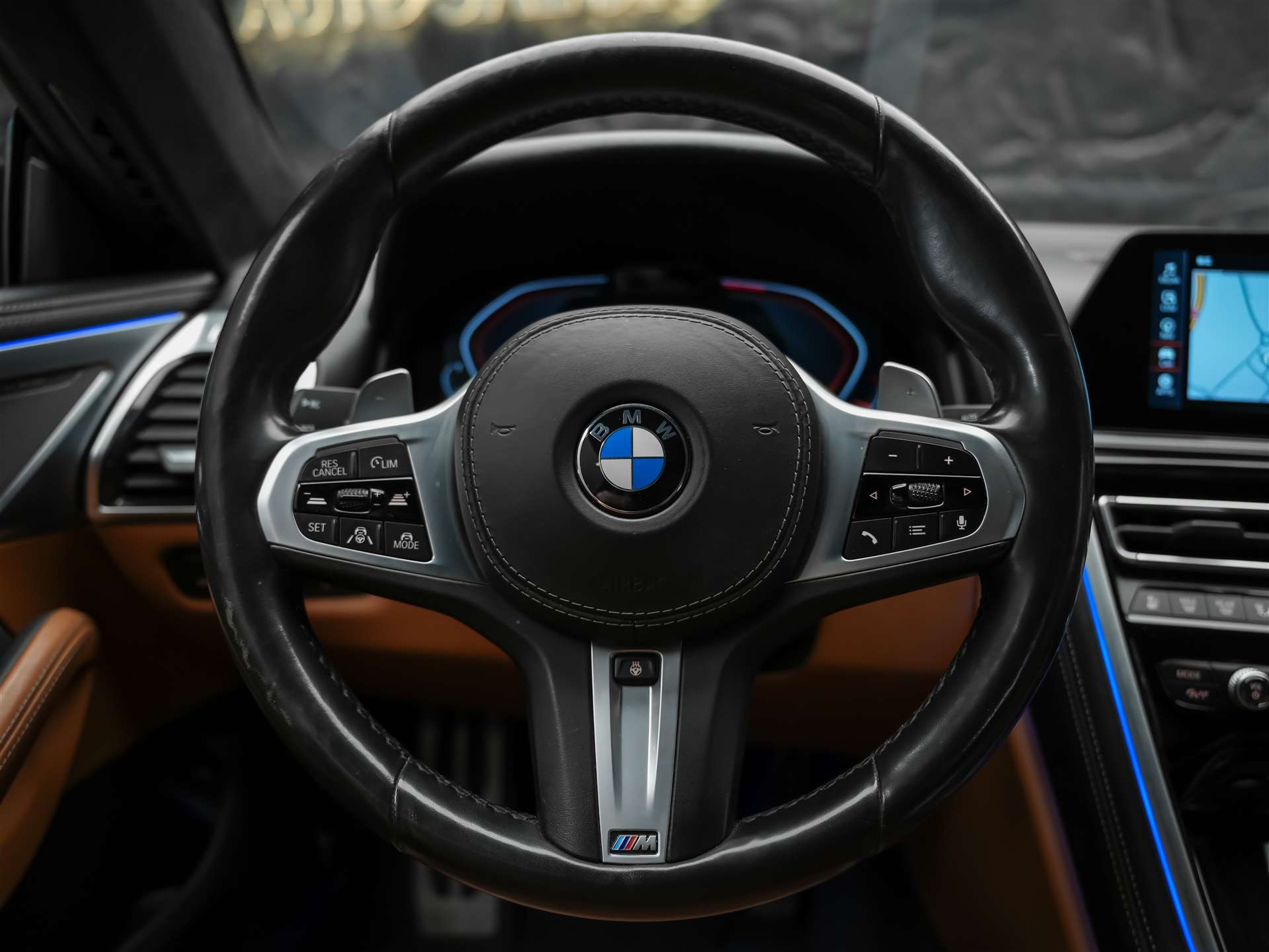 BMW 840d xDrive Steptronic M Sport **CH-Auto**-image-19