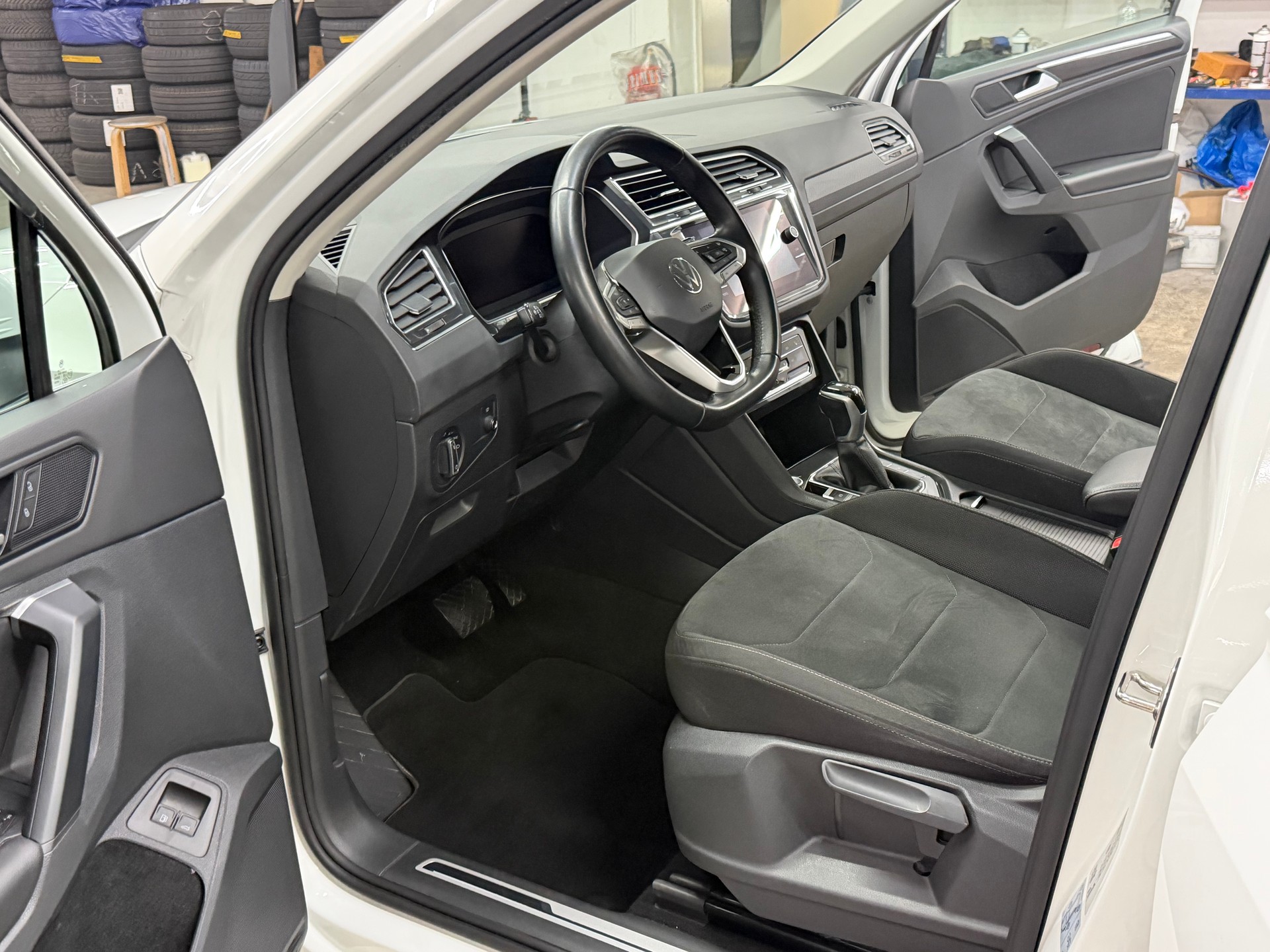 VW Tiguan 1.4TSI PHEV Elegance DSG-image-10