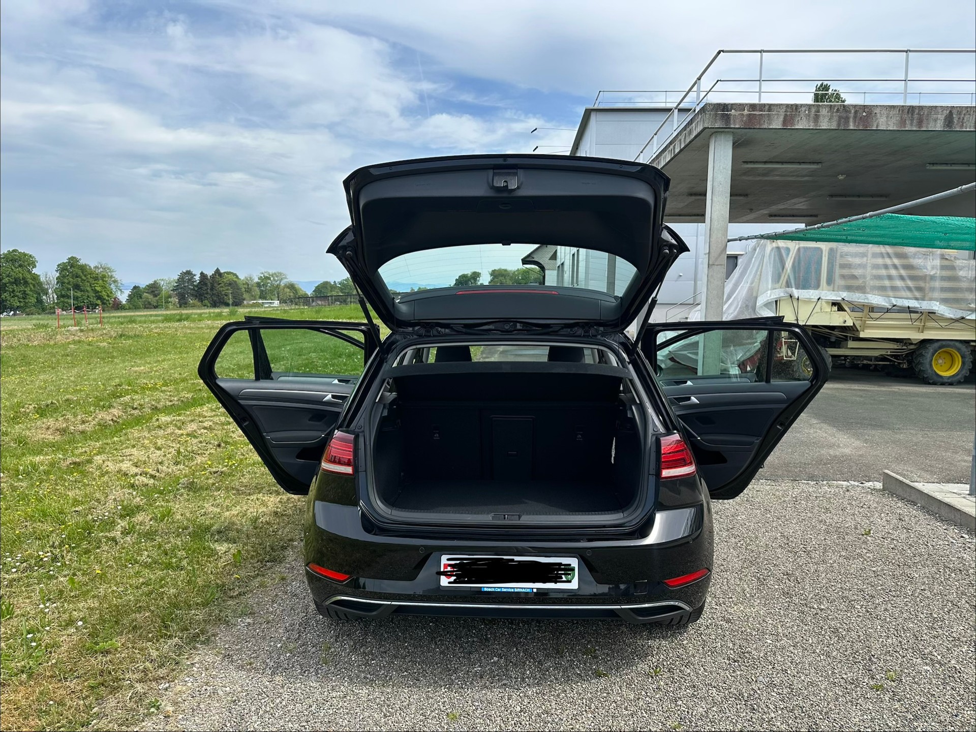 VW VW GOLF 1.5 TSI BlueM Comfortline DSG-image-5