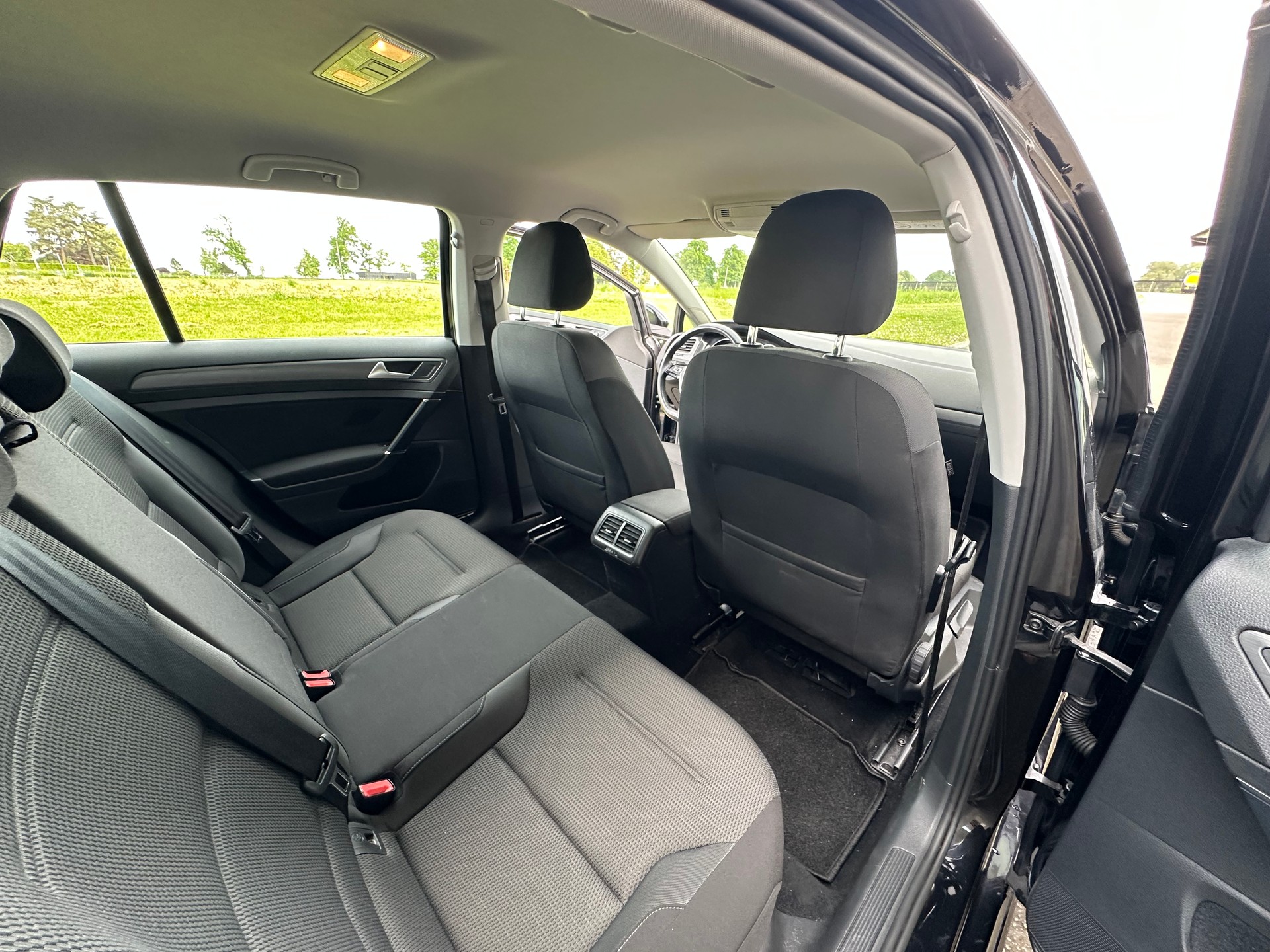 VW VW GOLF 1.5 TSI BlueM Comfortline DSG-image-9