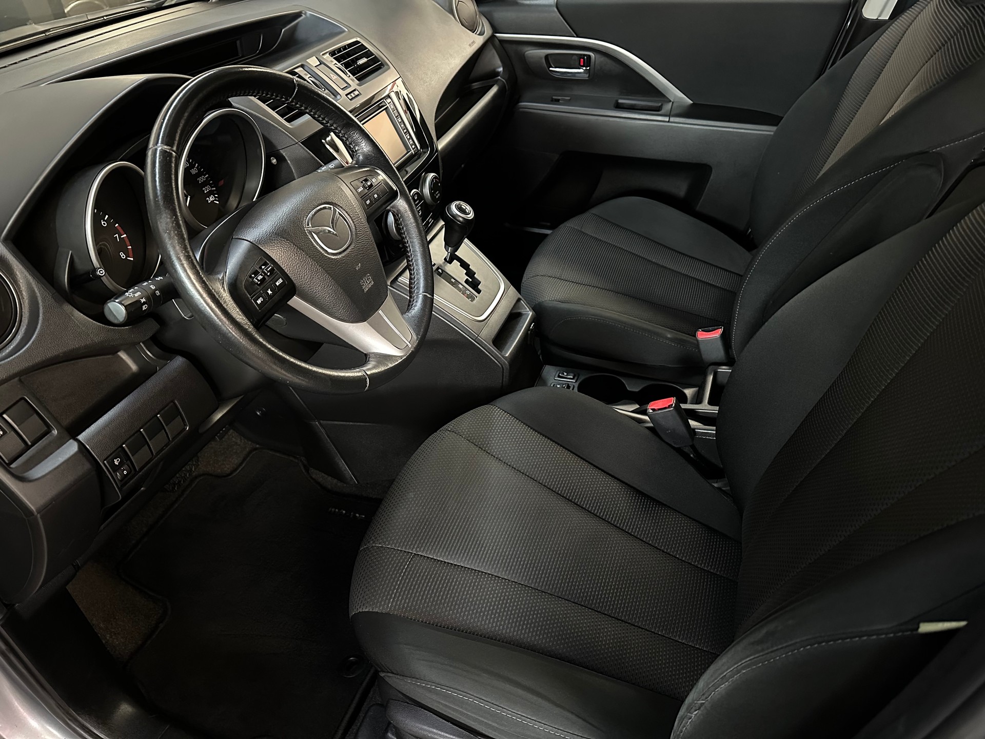 MAZDA 5 2.0 16V Exclusive Activematic-image-6