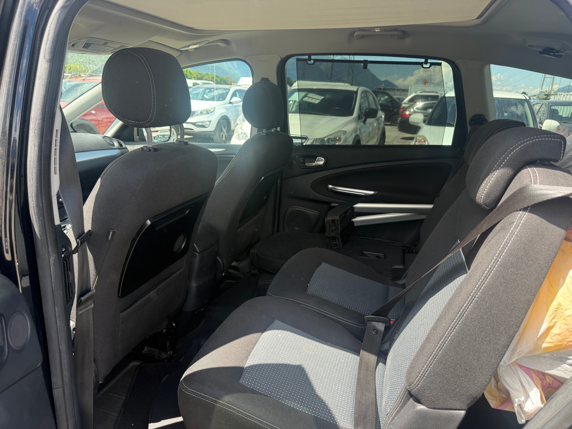 FORD S-Max 1.6 SCTi Family Edition-image-7