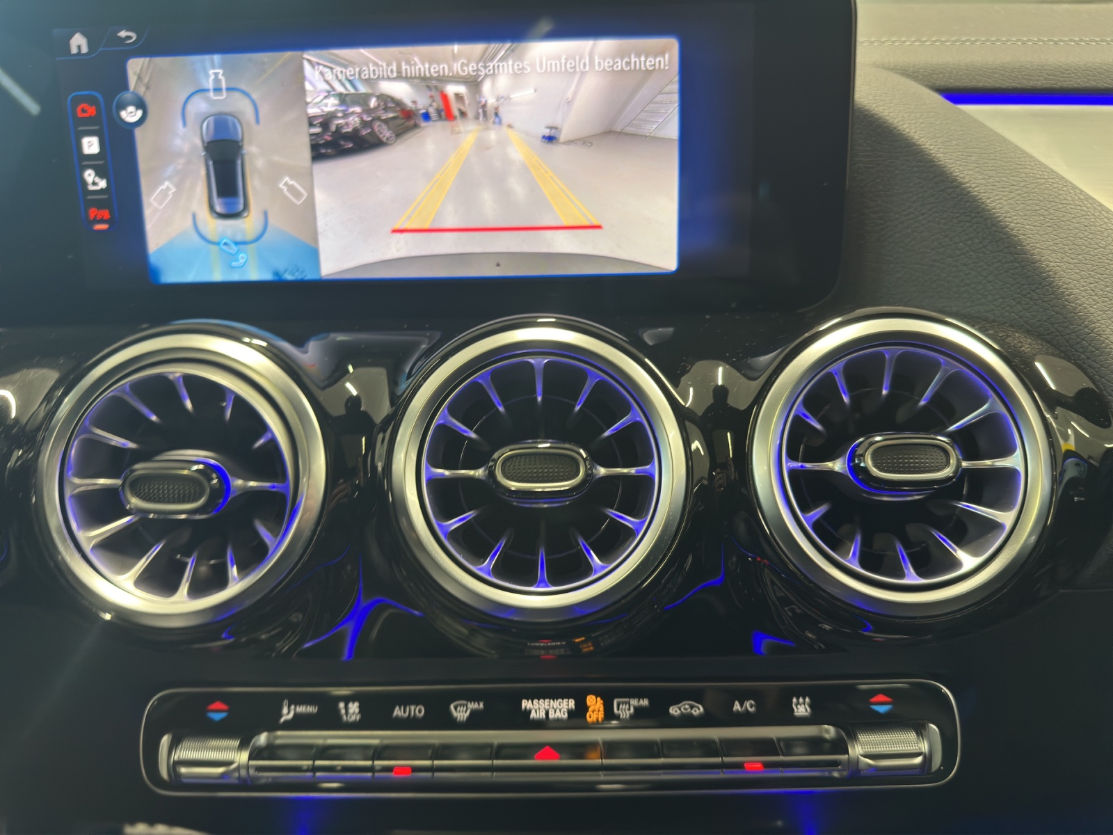 MERCEDES-BENZ EQA 350 66,5 kWh 4Matic Excellence-image-11