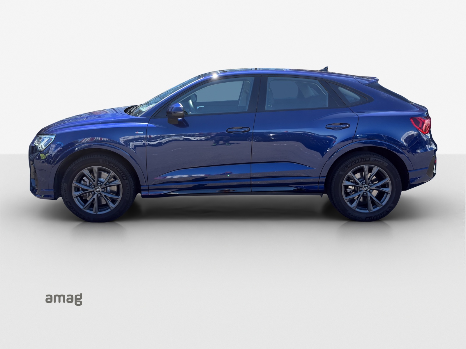 AUDI Q3 Sportback 40 TFSI S line quattro S-tronic-image-1