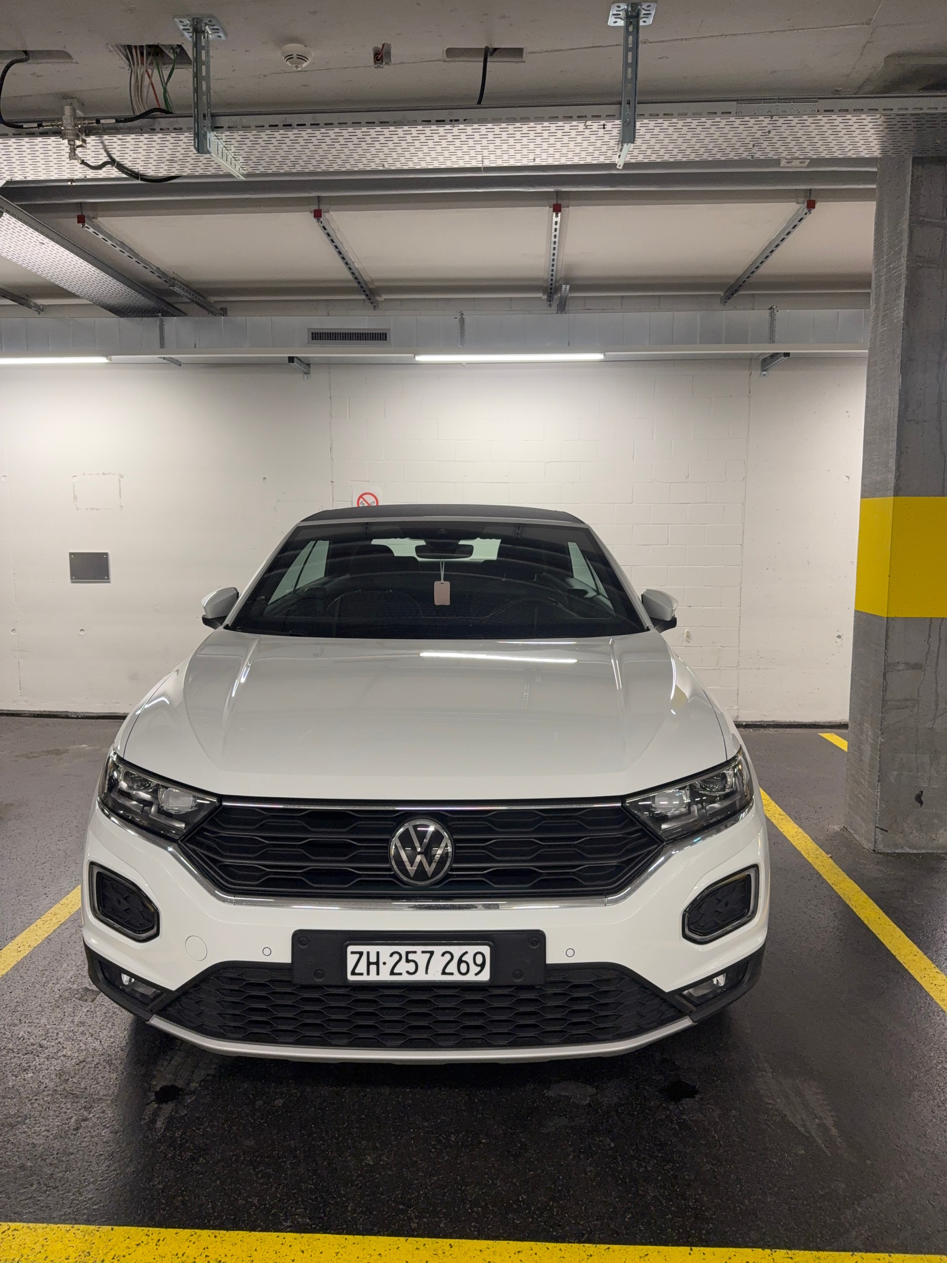 VW VW T-Roc Cabriolet 1.5 TSI DSG-image-1