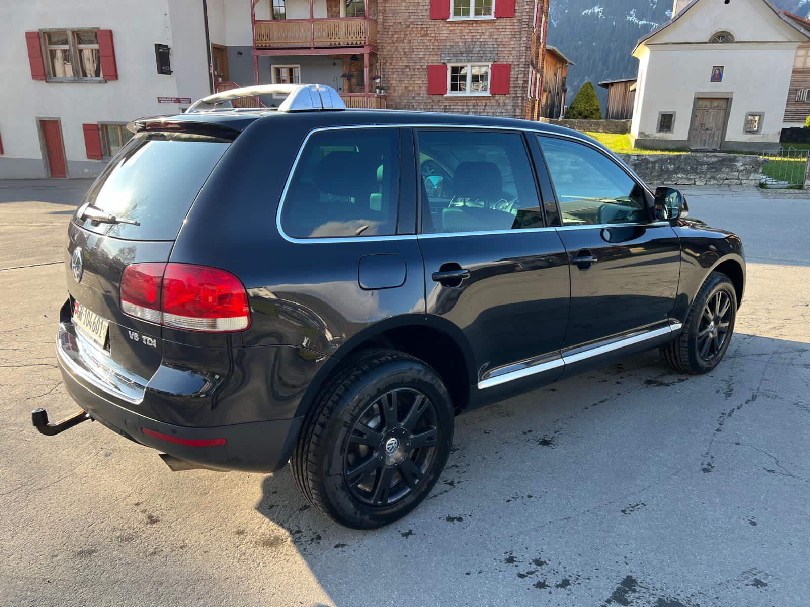 VW Touareg 3.0 TDI Tiptronic-image-2