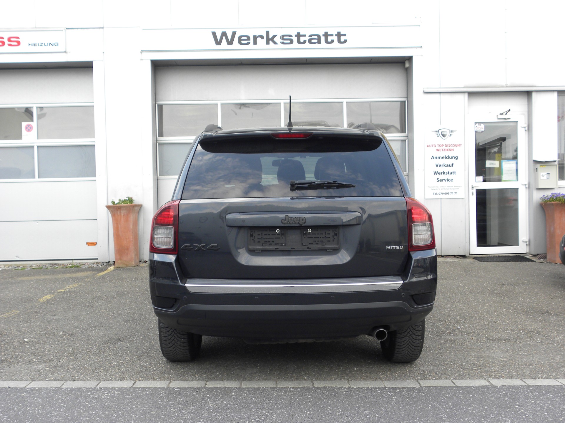 JEEP Compass 2.4 Limited Automatic-image-3