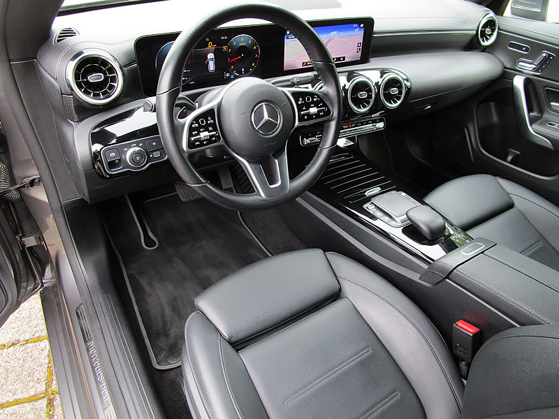 MERCEDES-BENZ CLA Shooting Brake 200 Progressive 7G-DCT-image-16