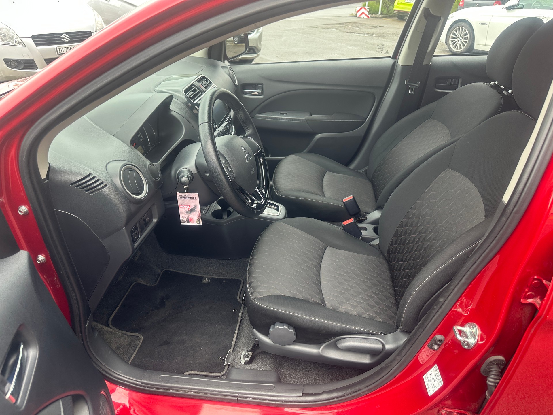 MITSUBISHI Space Star 1.2 CVT Intense-image-8