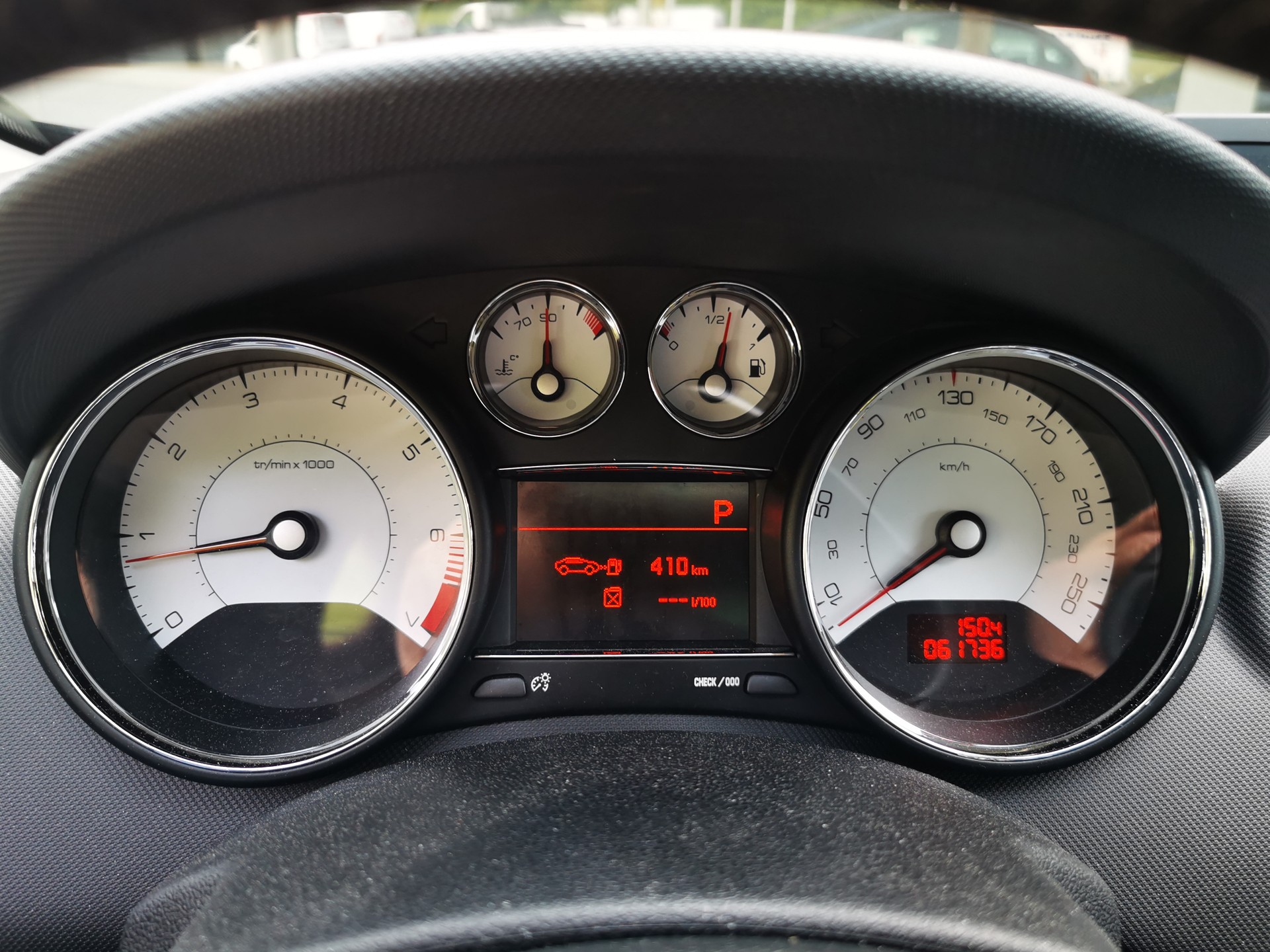 PEUGEOT 308 CC 1.6 16V Turbo Allure Automatic-image-5
