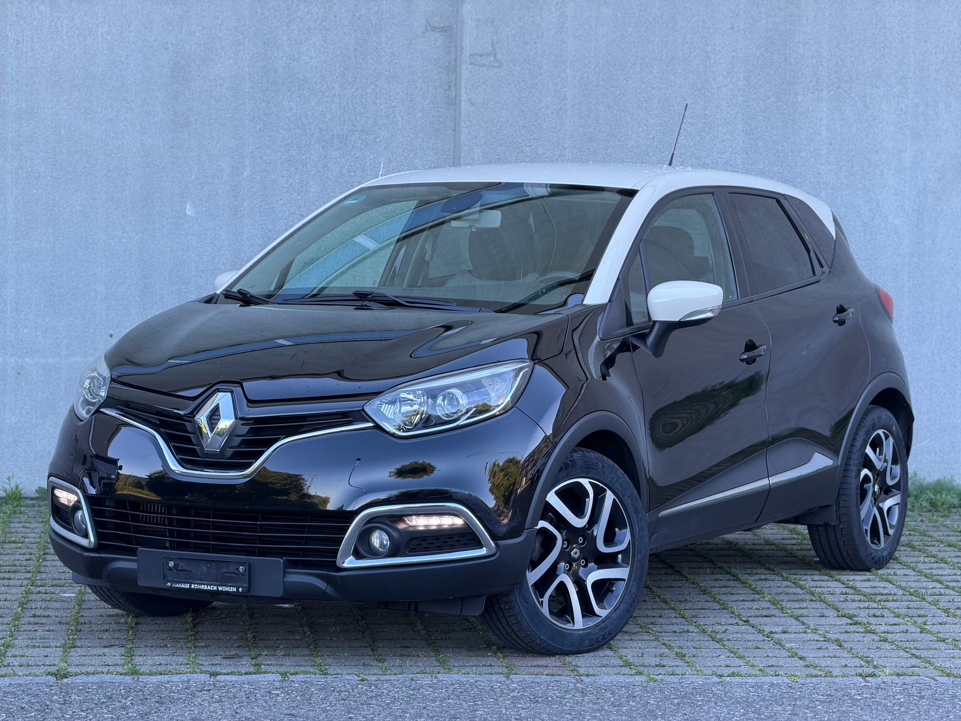 RENAULT Captur 1.2 T 16V Dynamique EDC