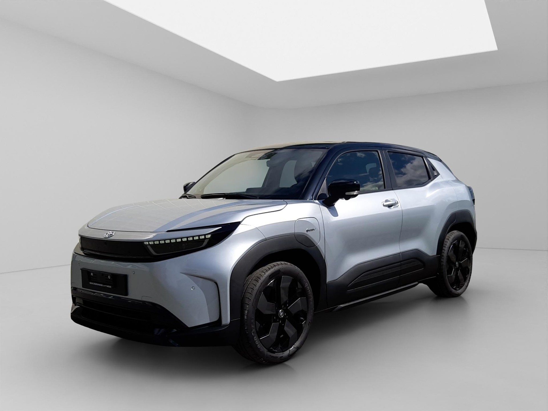 TOYOTA Urban Cruiser Premium AWD-image-0