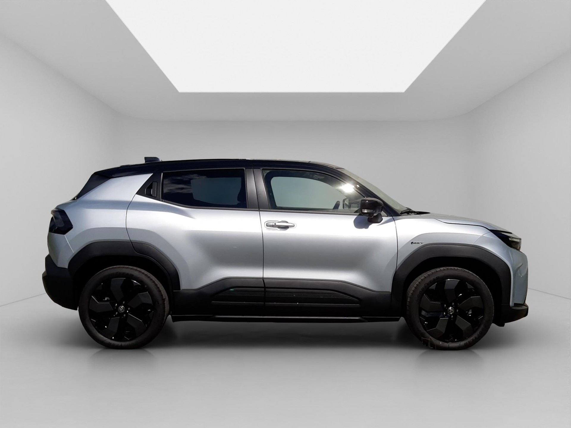 TOYOTA Urban Cruiser Premium AWD-image-3
