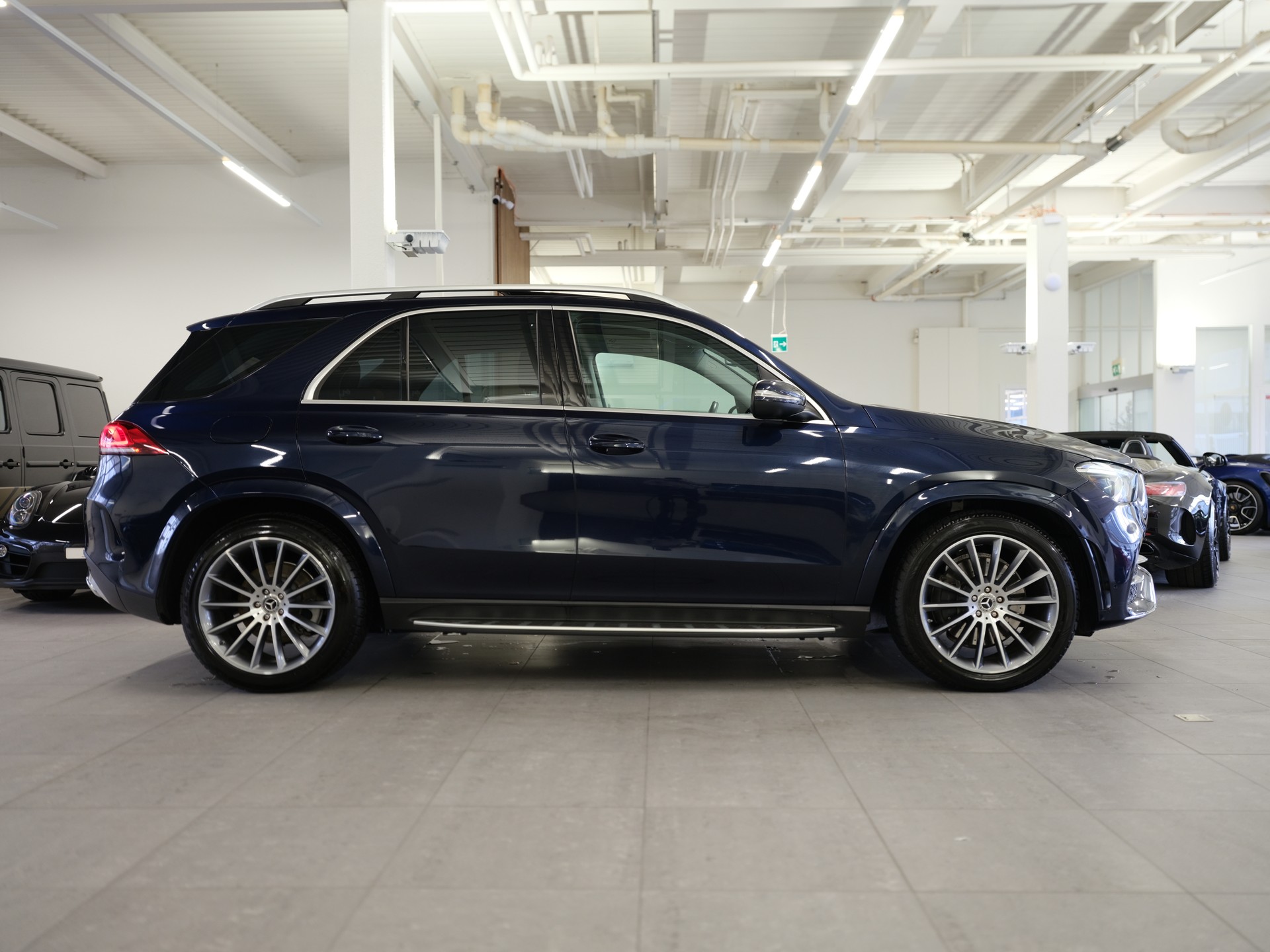 MERCEDES-BENZ GLE 350 de 4Matic 9G-Tronic *360 Kamera* *Panorama* *AMG Line*-image-7