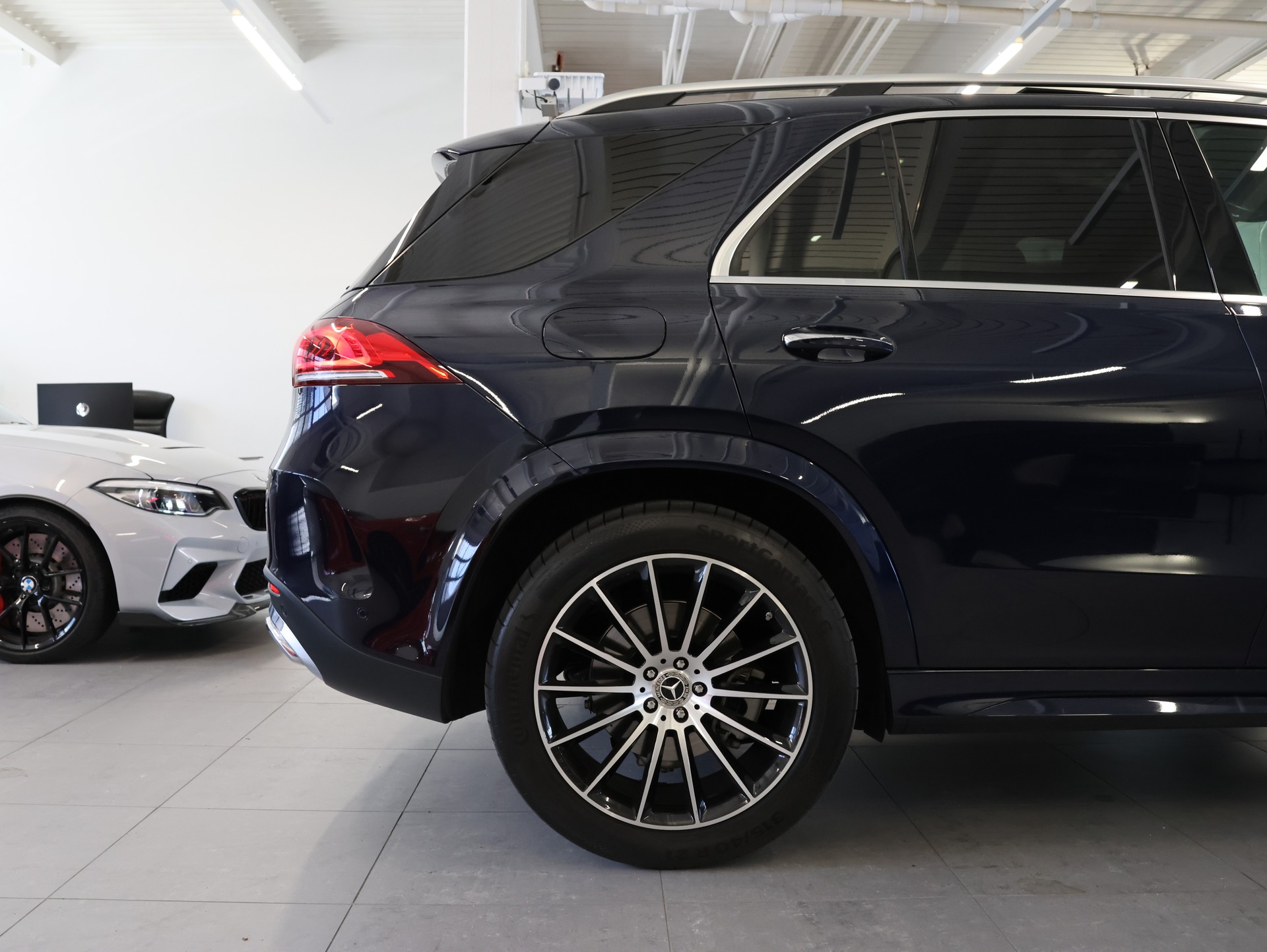 MERCEDES-BENZ GLE 350 de 4Matic 9G-Tronic *360 Kamera* *Panorama* *AMG Line*-image-12
