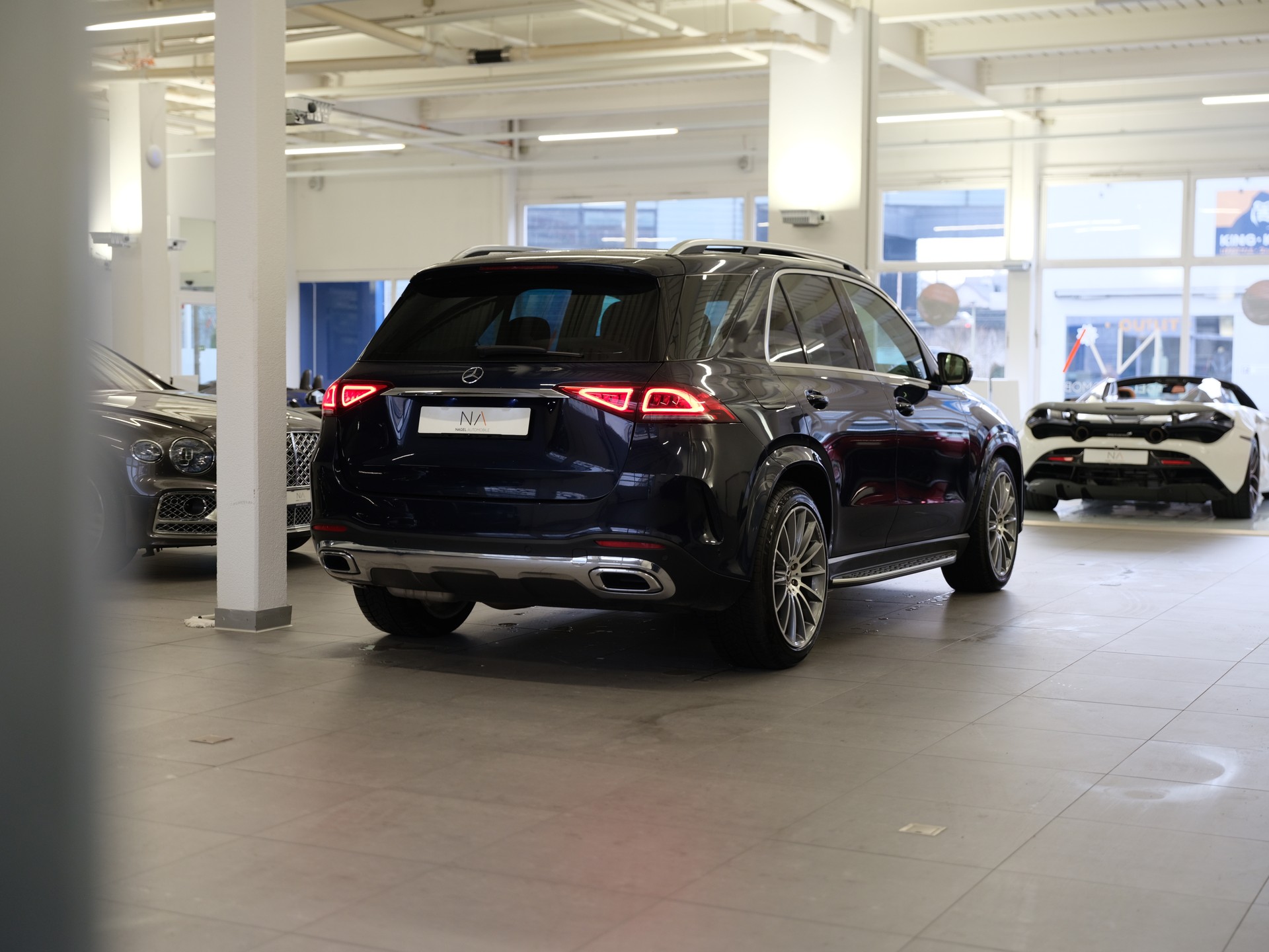 MERCEDES-BENZ GLE 350 de 4Matic 9G-Tronic *360 Kamera* *Panorama* *AMG Line*-image-13