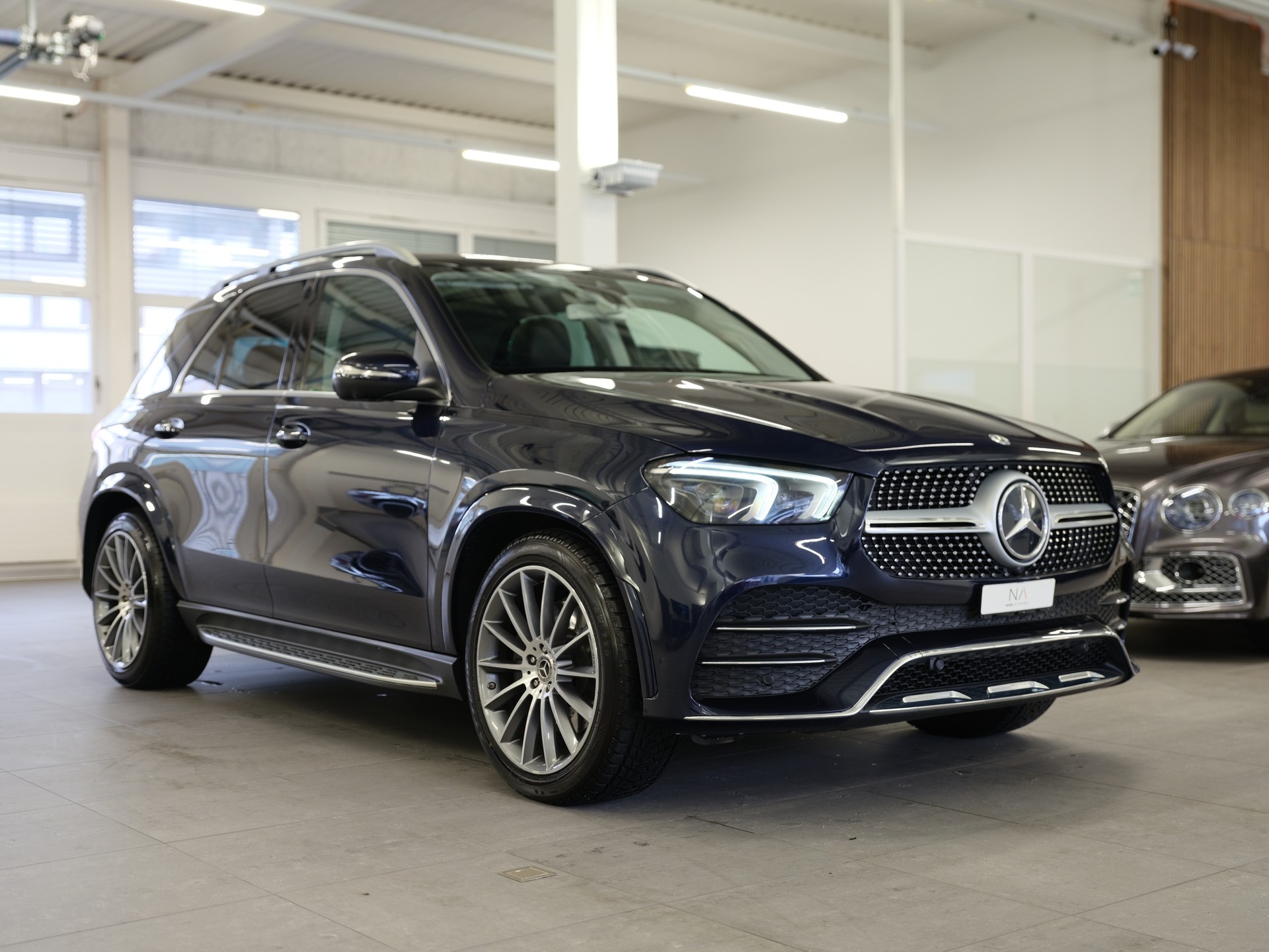 MERCEDES-BENZ GLE 350 e 4Matic AMG Line 9G-Tronic *360 Kamera* *Panorama* *AMG Line*-showroom-element-1