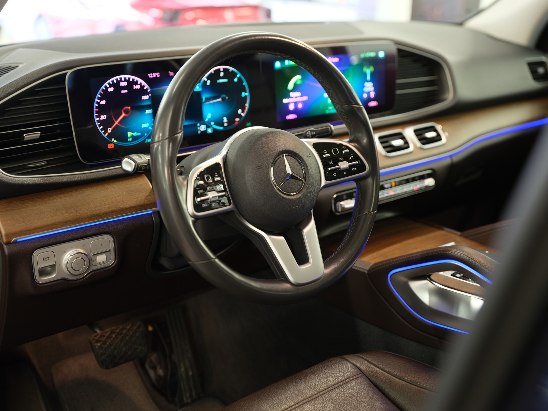 MERCEDES-BENZ GLE 350 de 4Matic 9G-Tronic *360 Kamera* *Panorama* *AMG Line*-image-17