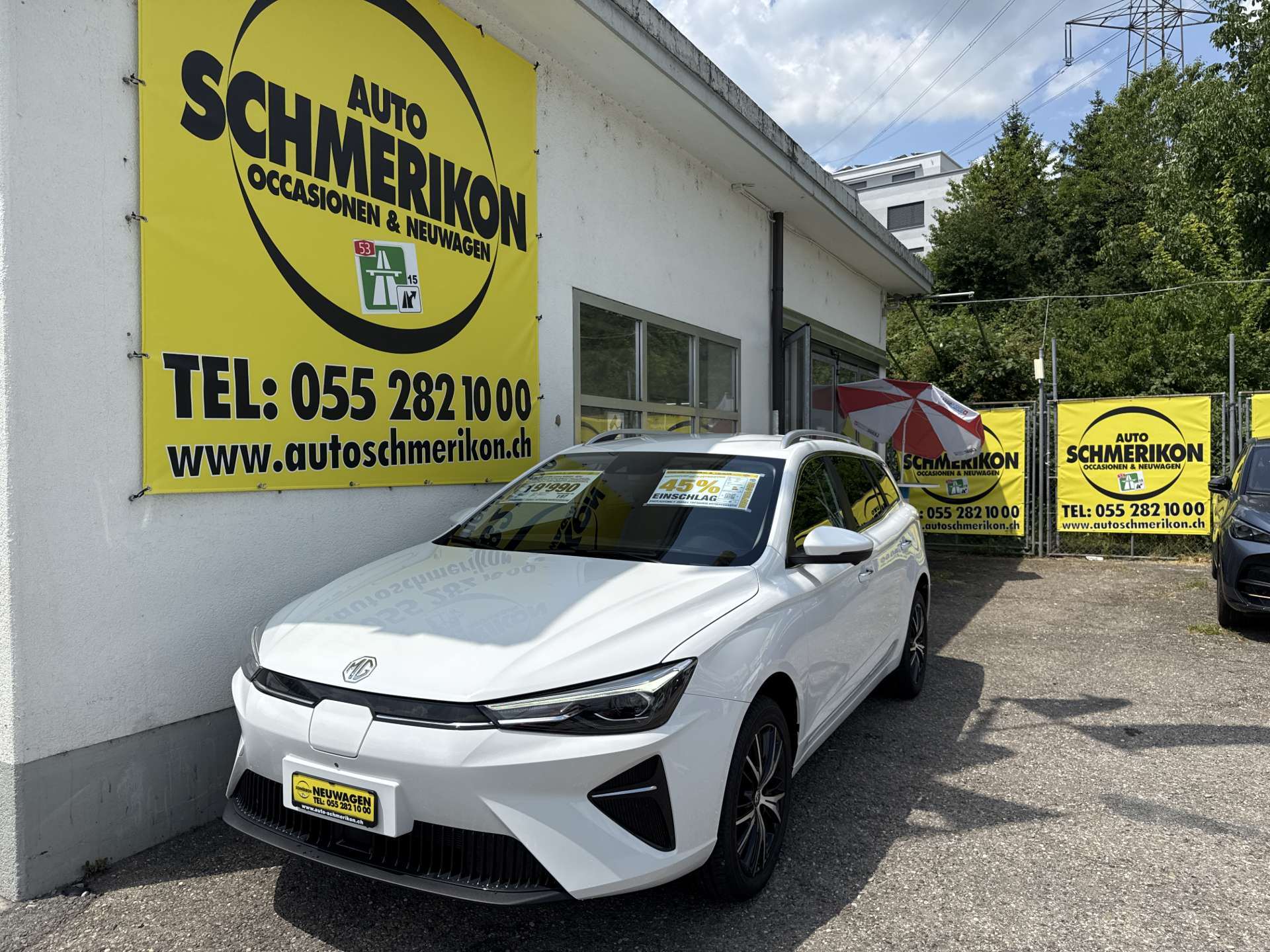 MG 5 EV 61kWh Luxury Automat-image-0