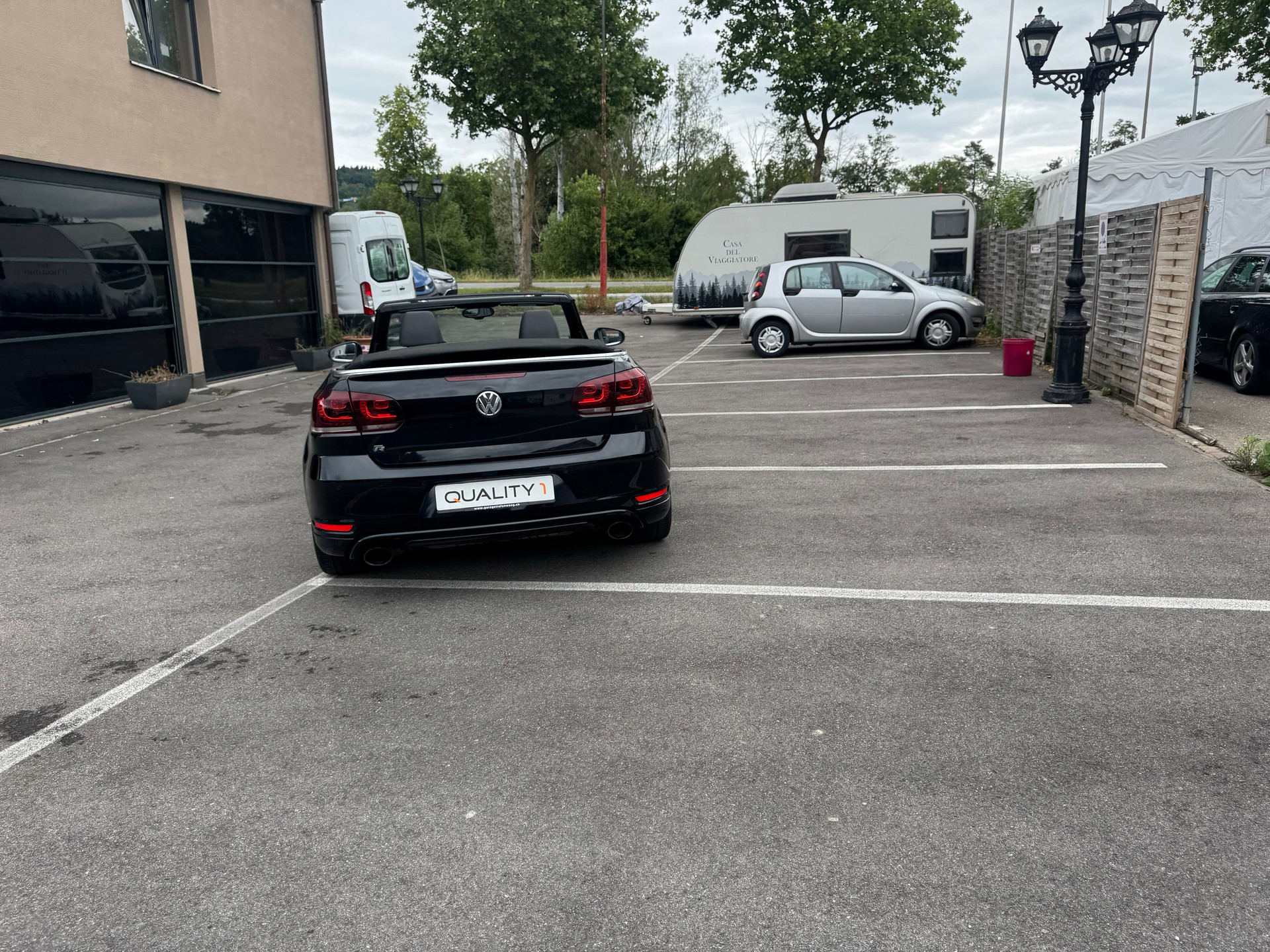 VW Golf Cabrio 2.0 TSI R DSG-image-7