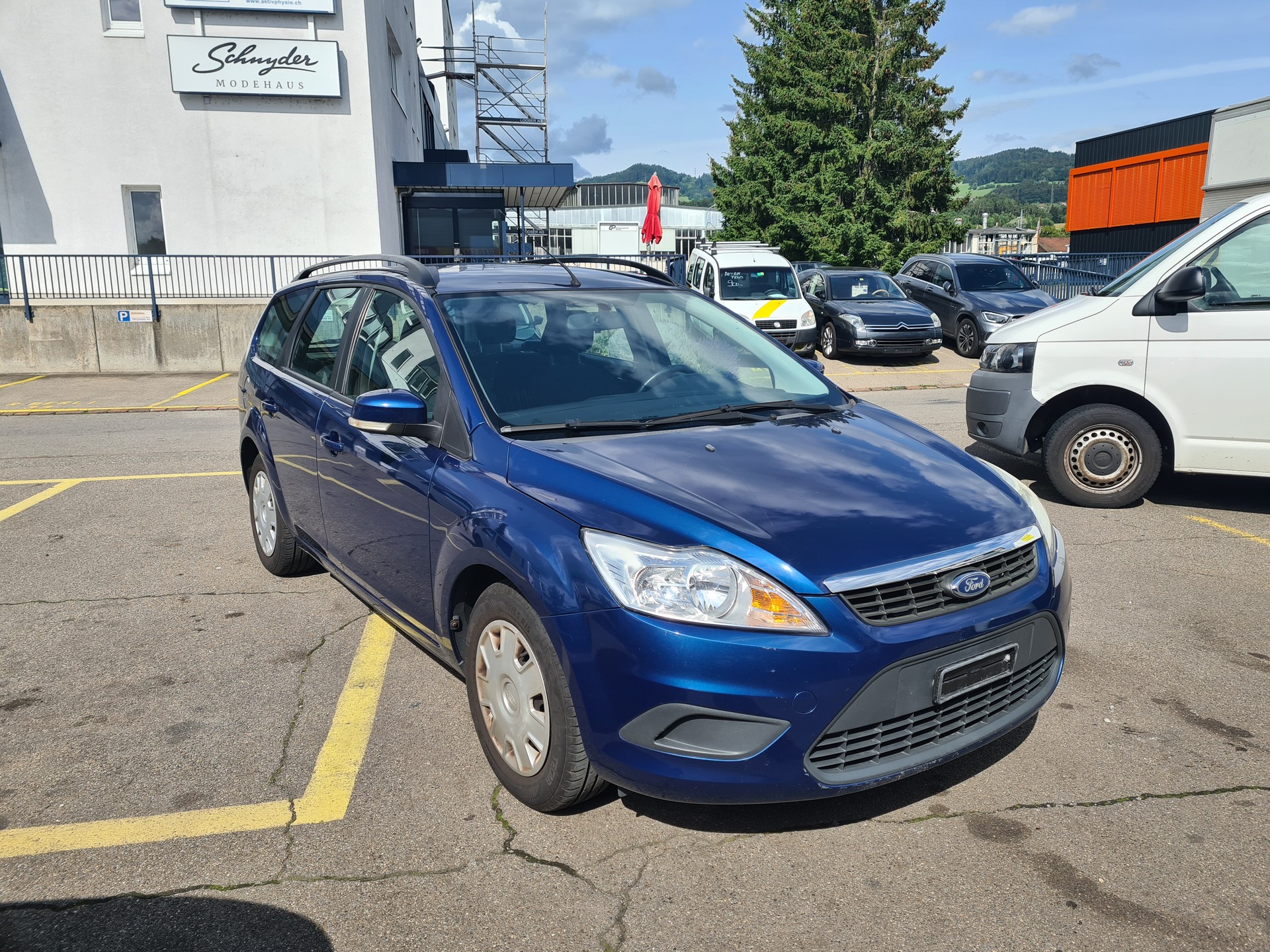 FORD Focus 1.6i VCT Carving-image-0