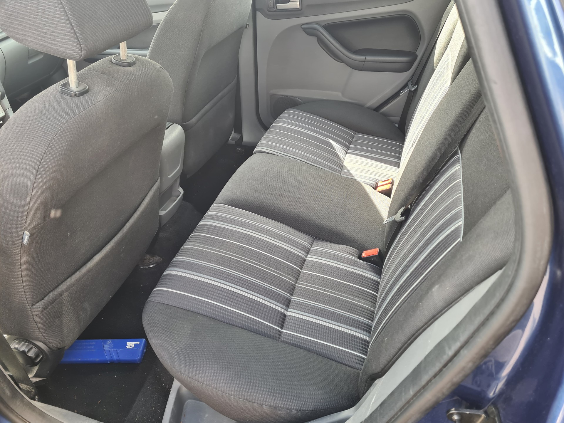 FORD Focus 1.6i VCT Carving-image-6