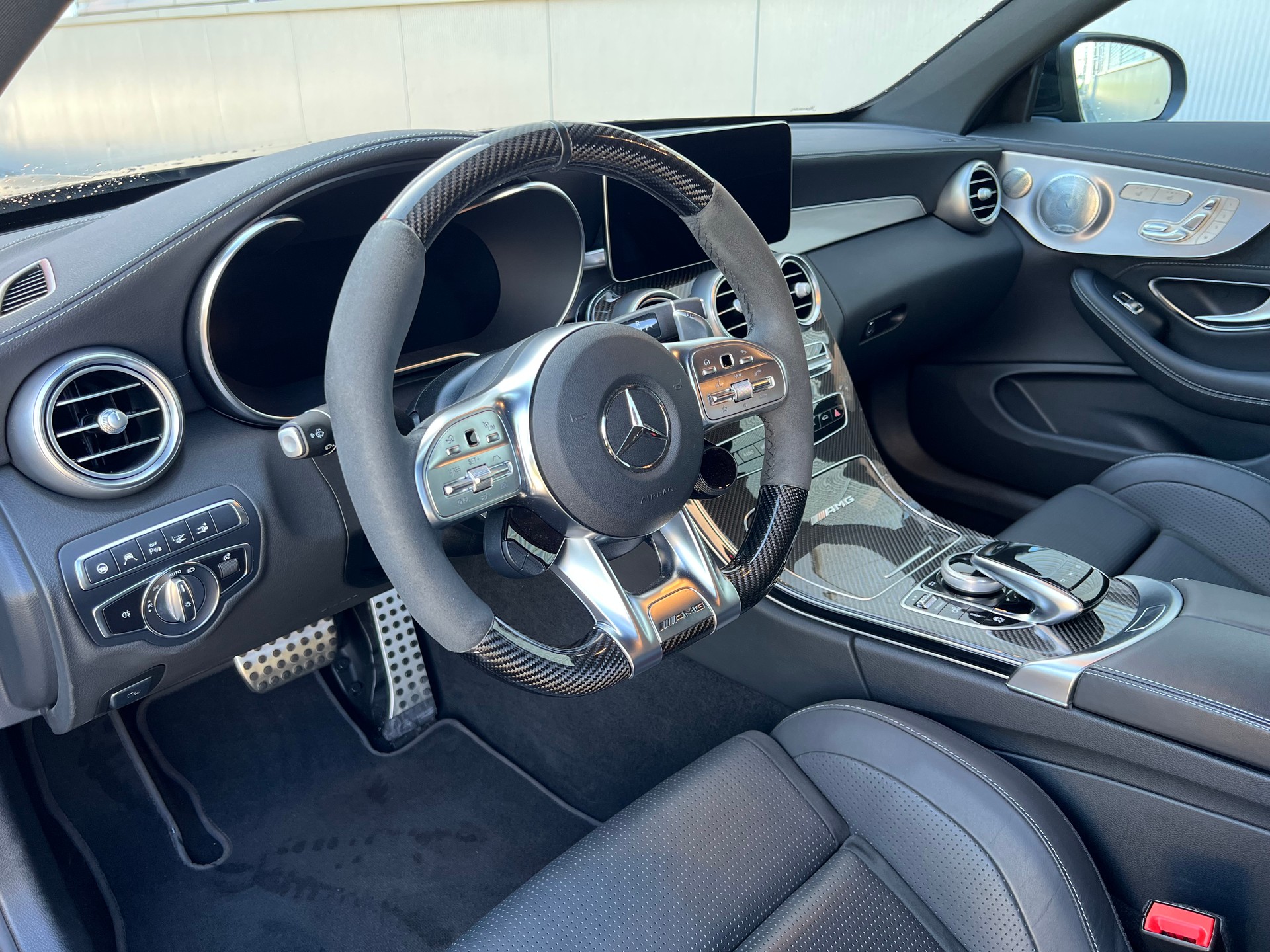 MERCEDES-BENZ C 63 S AMG-image-4
