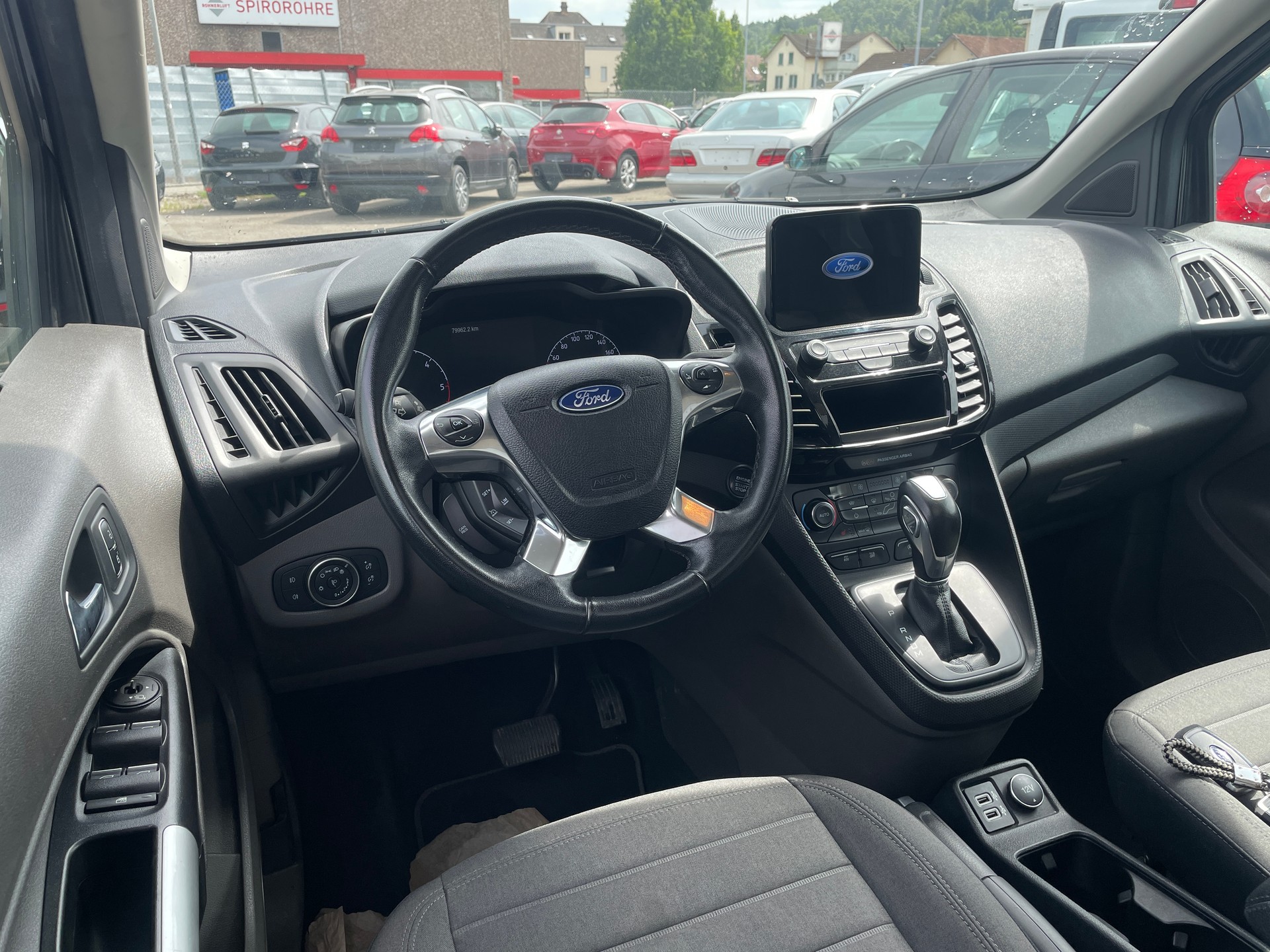 FORD Grand Tourneo Connect 1.5 EcoBlue Trend Automat-image-7