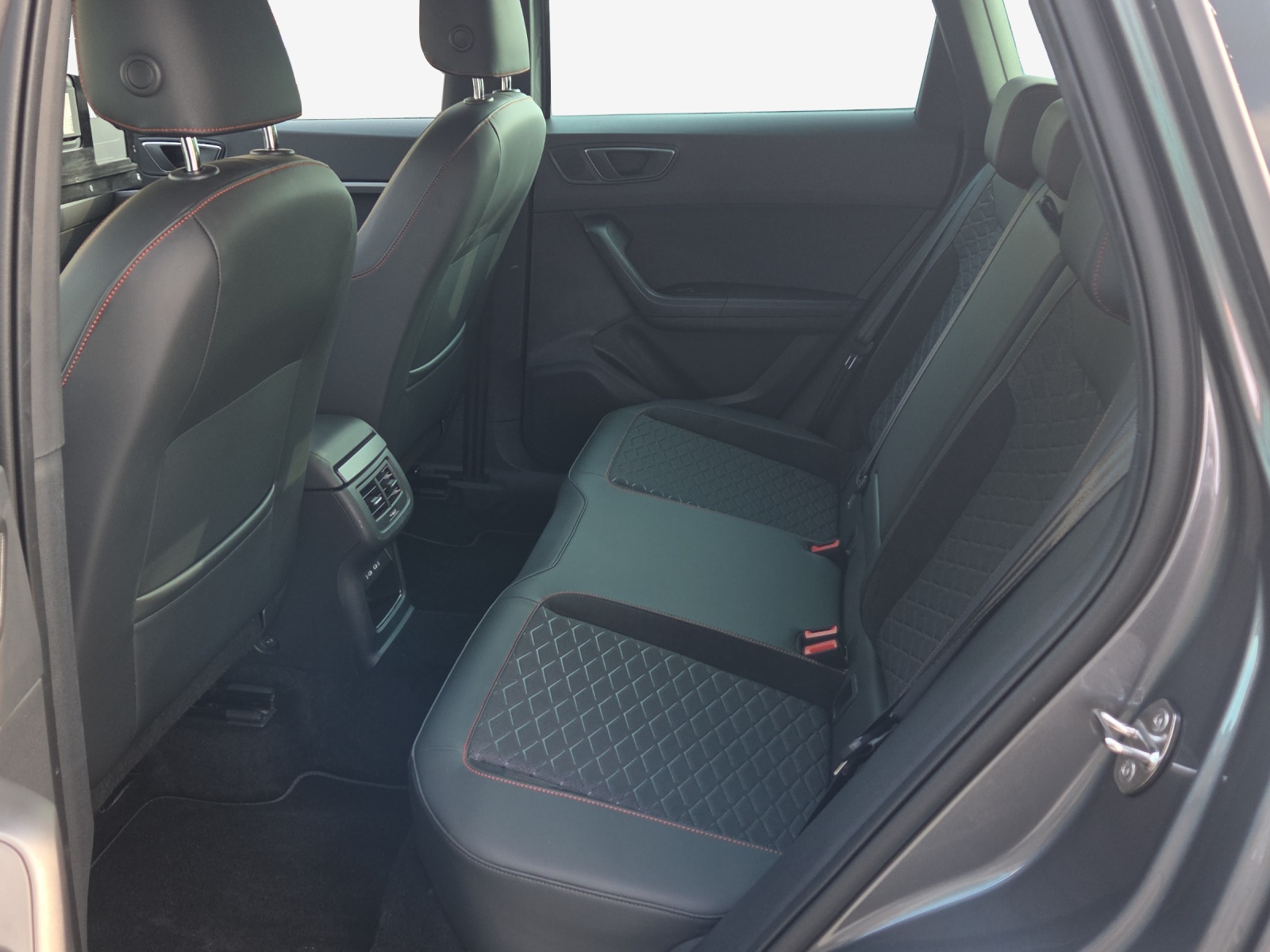 SEAT Ateca 1.5 TSI EVO DSG FR-image-11