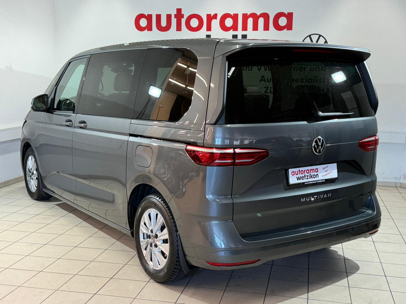 VW Multivan 2.0 TDI DSG-image-2