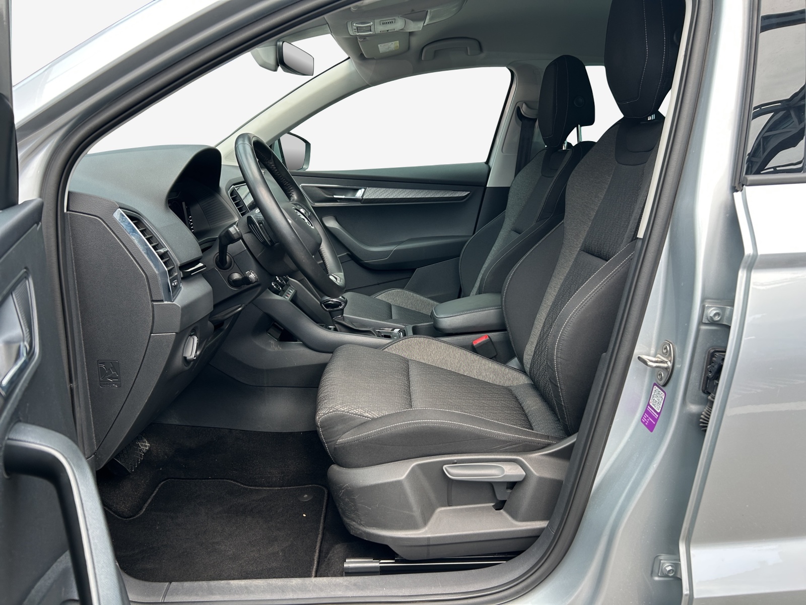 SKODA Karoq 1.5 TSI Style DSG-image-7