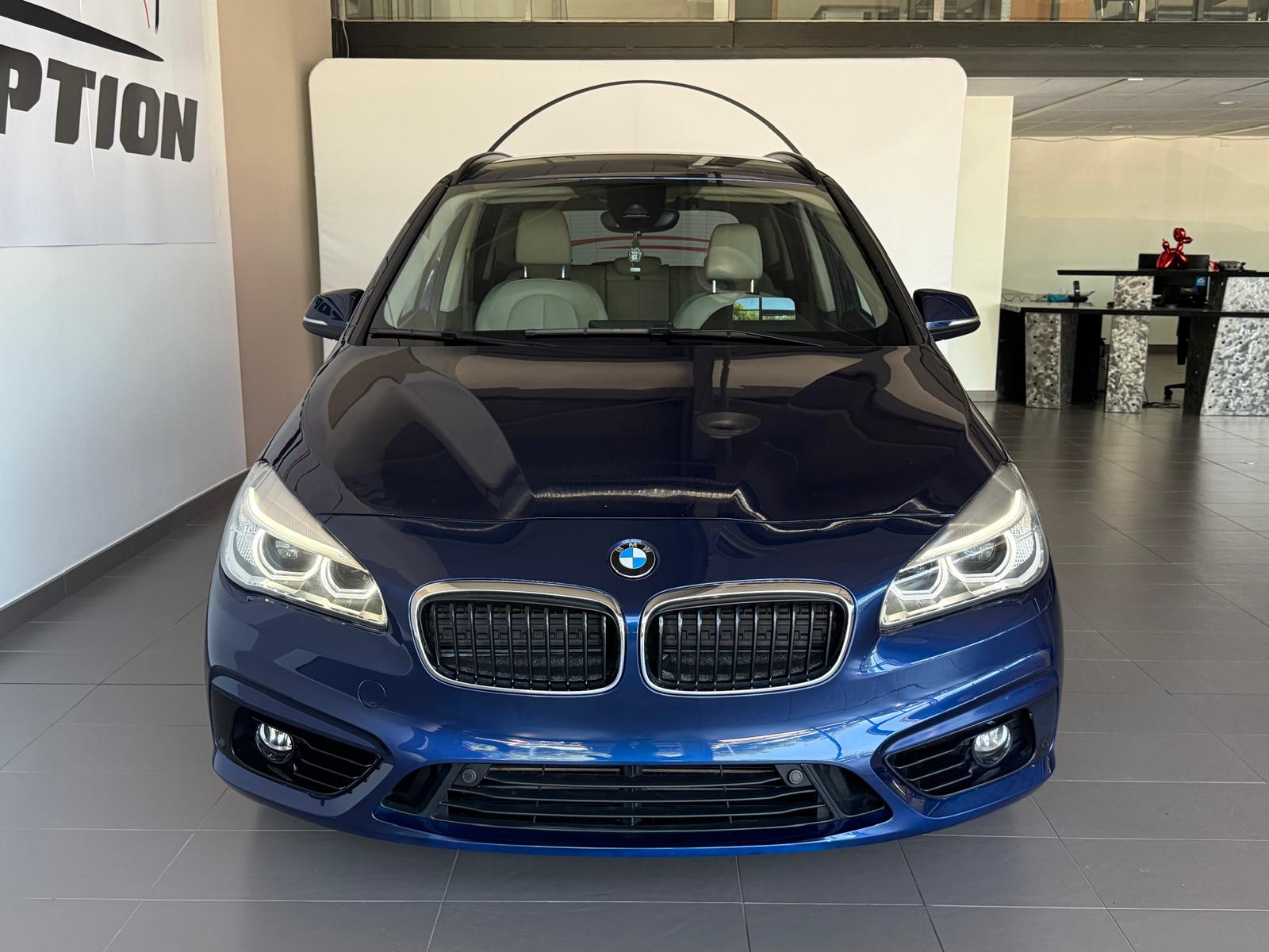 BMW 220d xDrive Gran Tourer Steptronic-image-6