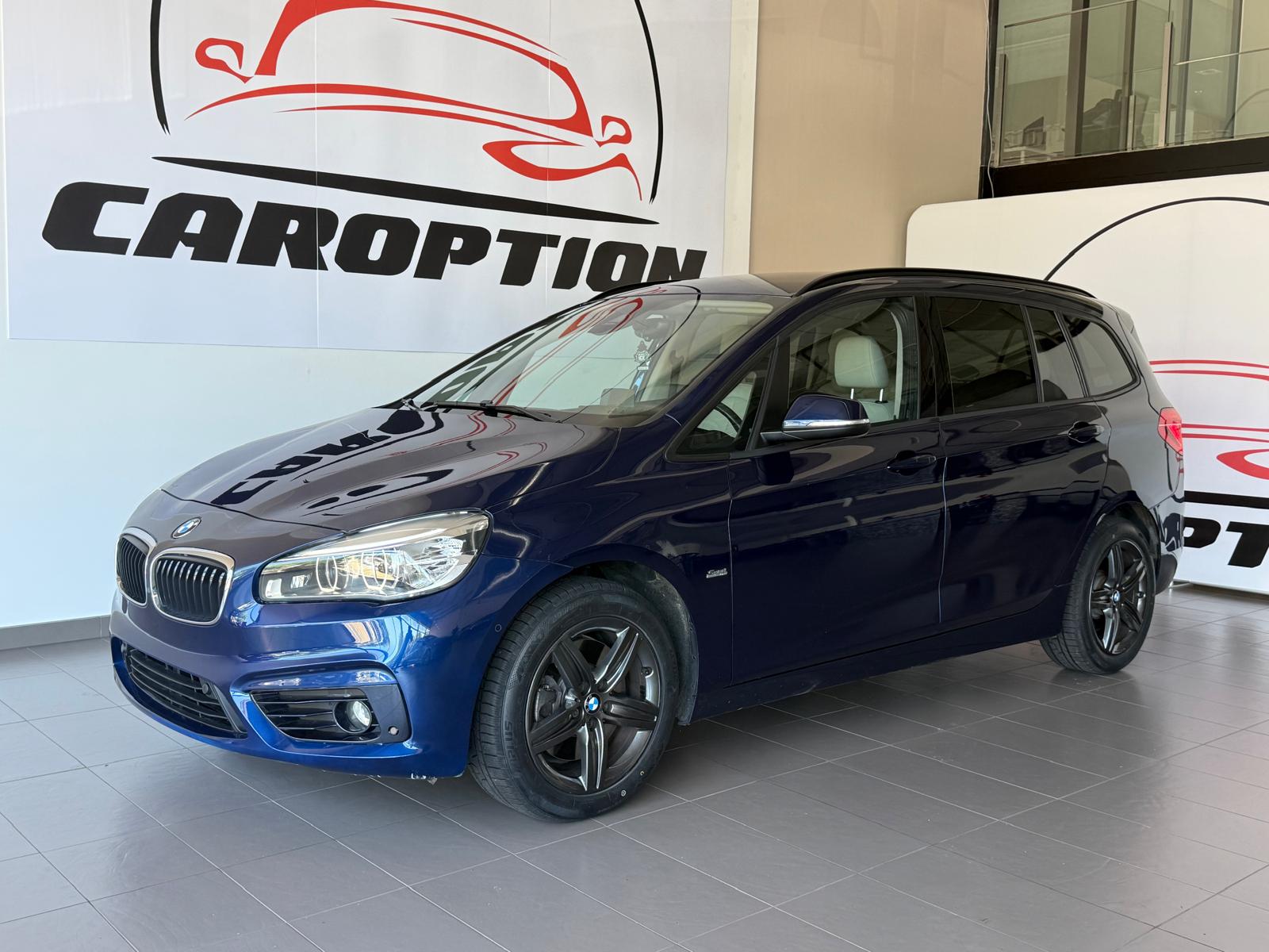 BMW 220d xDrive Gran Tourer Steptronic-image-0