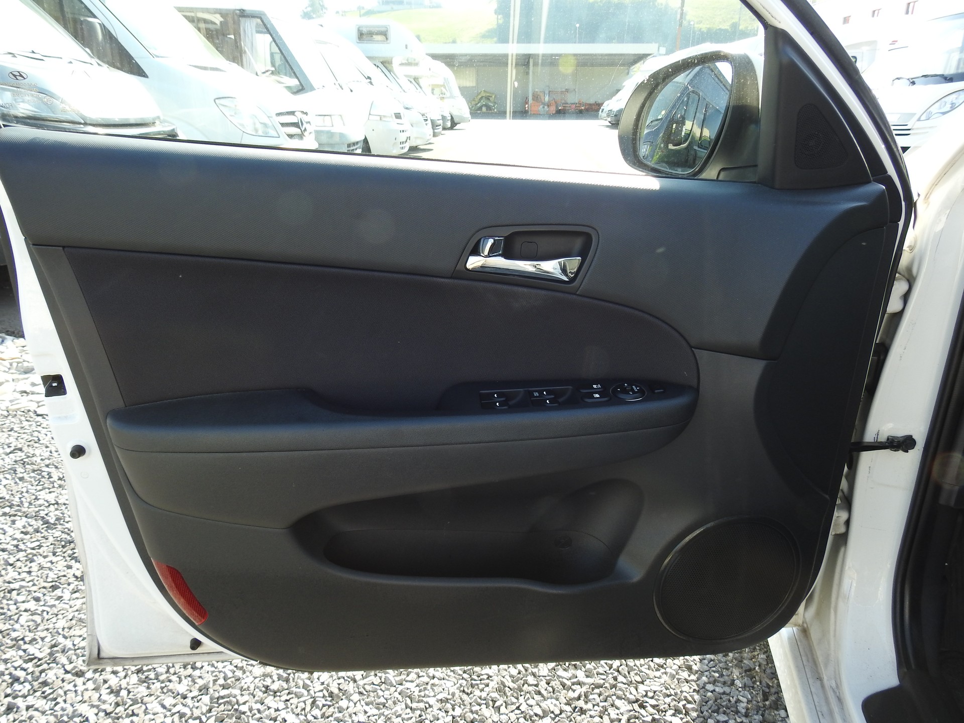 HYUNDAI i30 Wagon 1.6 CRDi Style Automatic-image-9