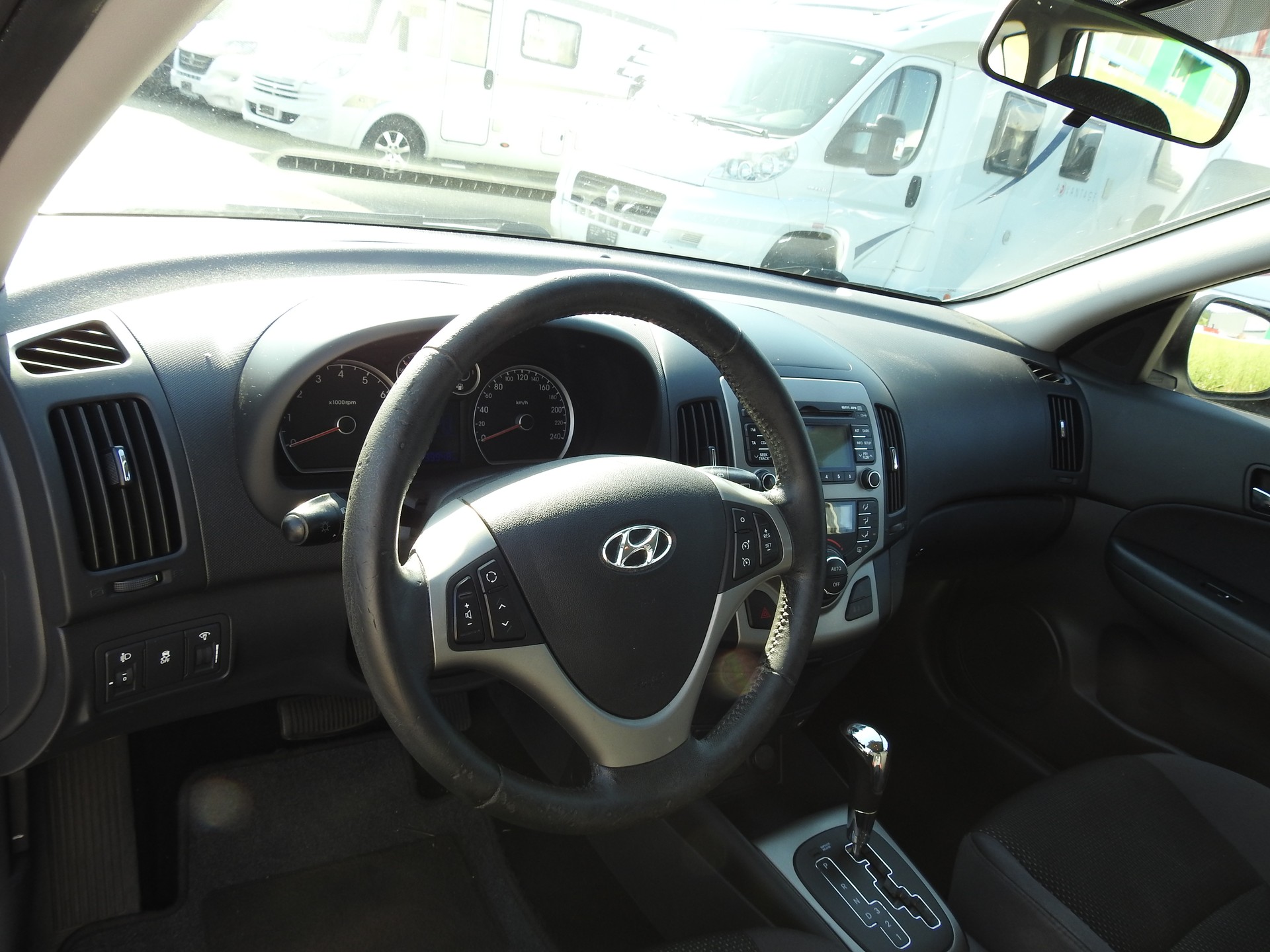 HYUNDAI i30 Wagon 1.6 CRDi Style Automatic-image-11