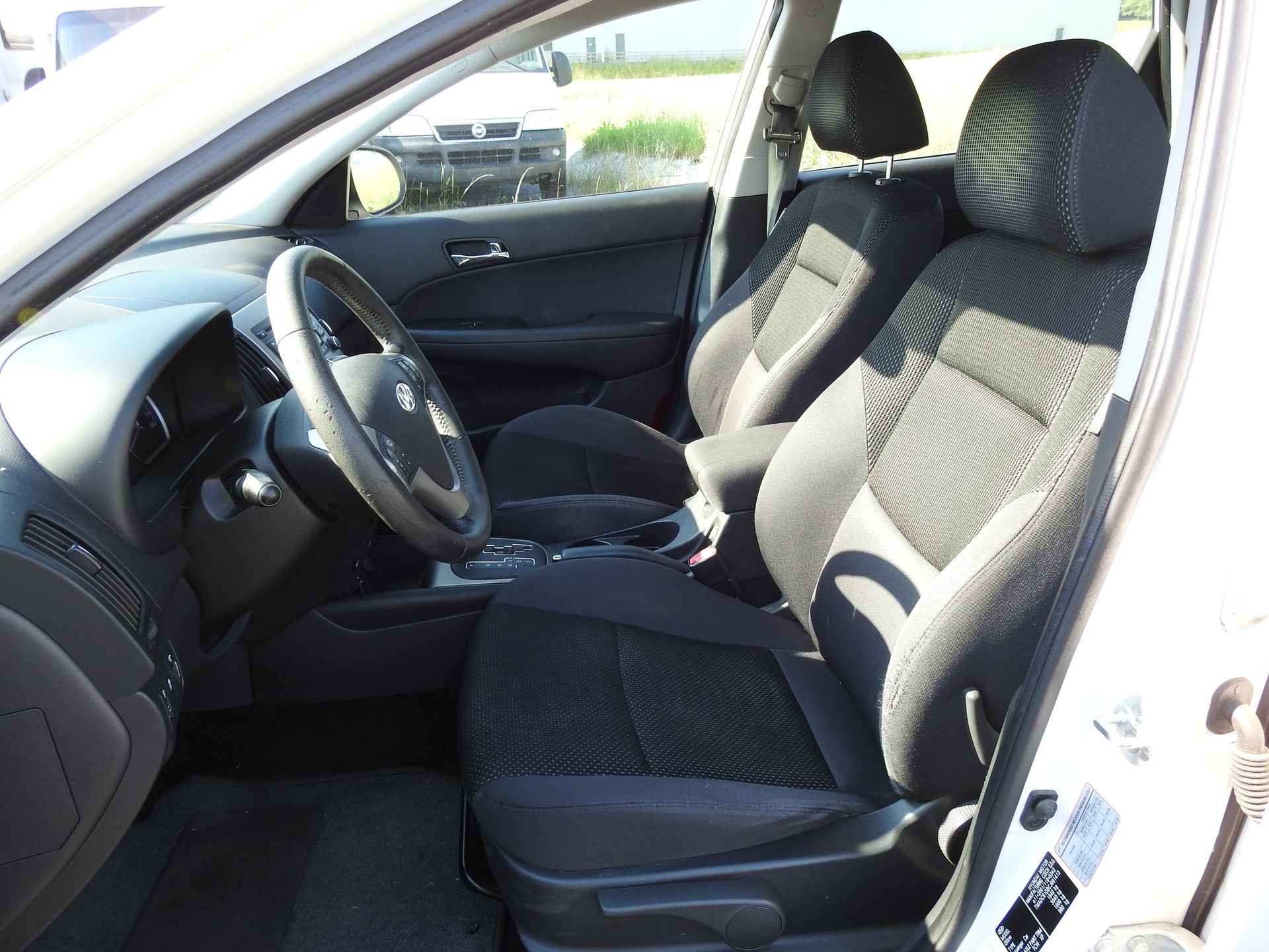 HYUNDAI i30 Wagon 1.6 CRDi Style Automatic-image-12