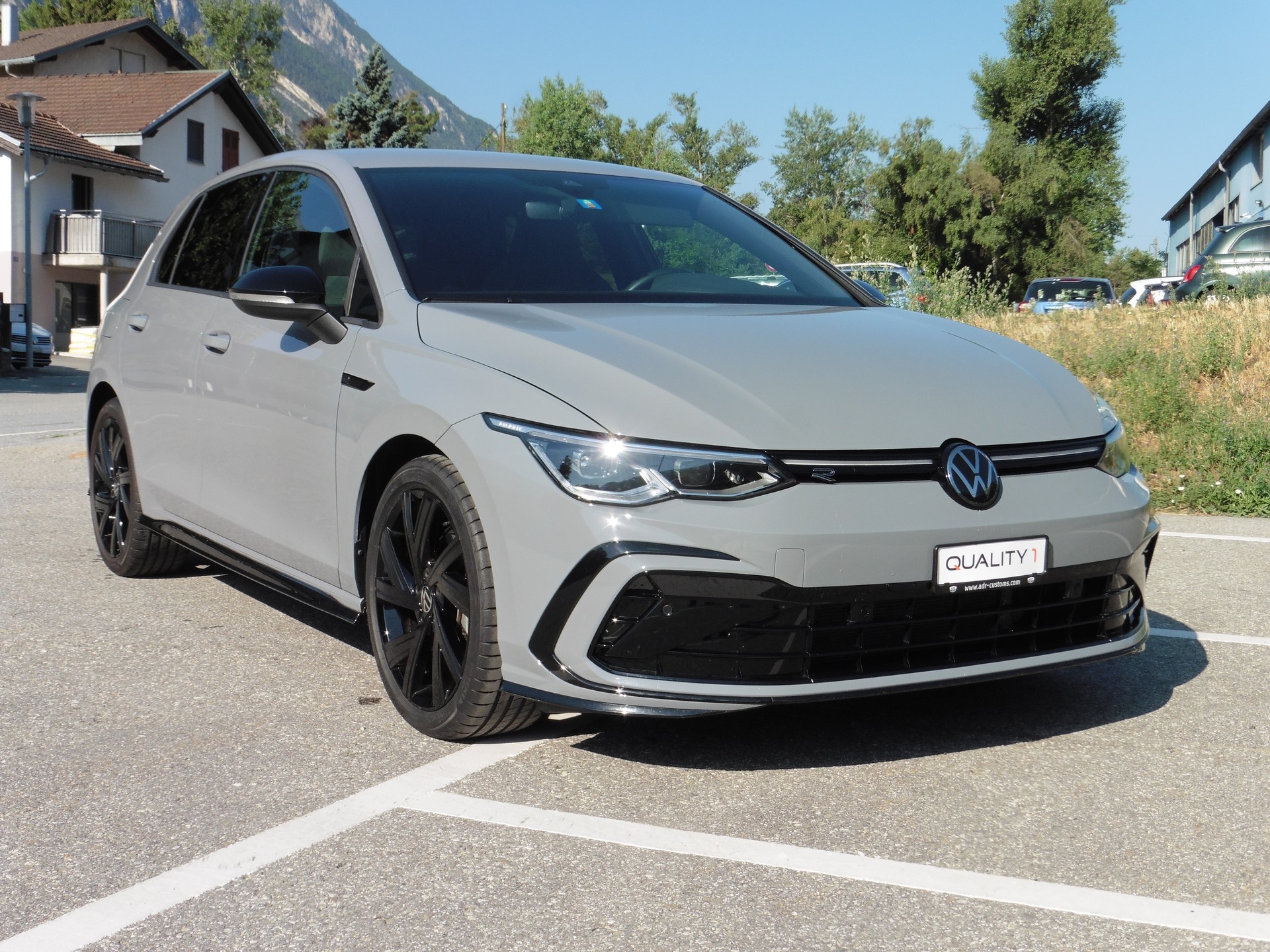 VW Golf 1.5 eTSI mHEV ACT R-Line DSG-image-3