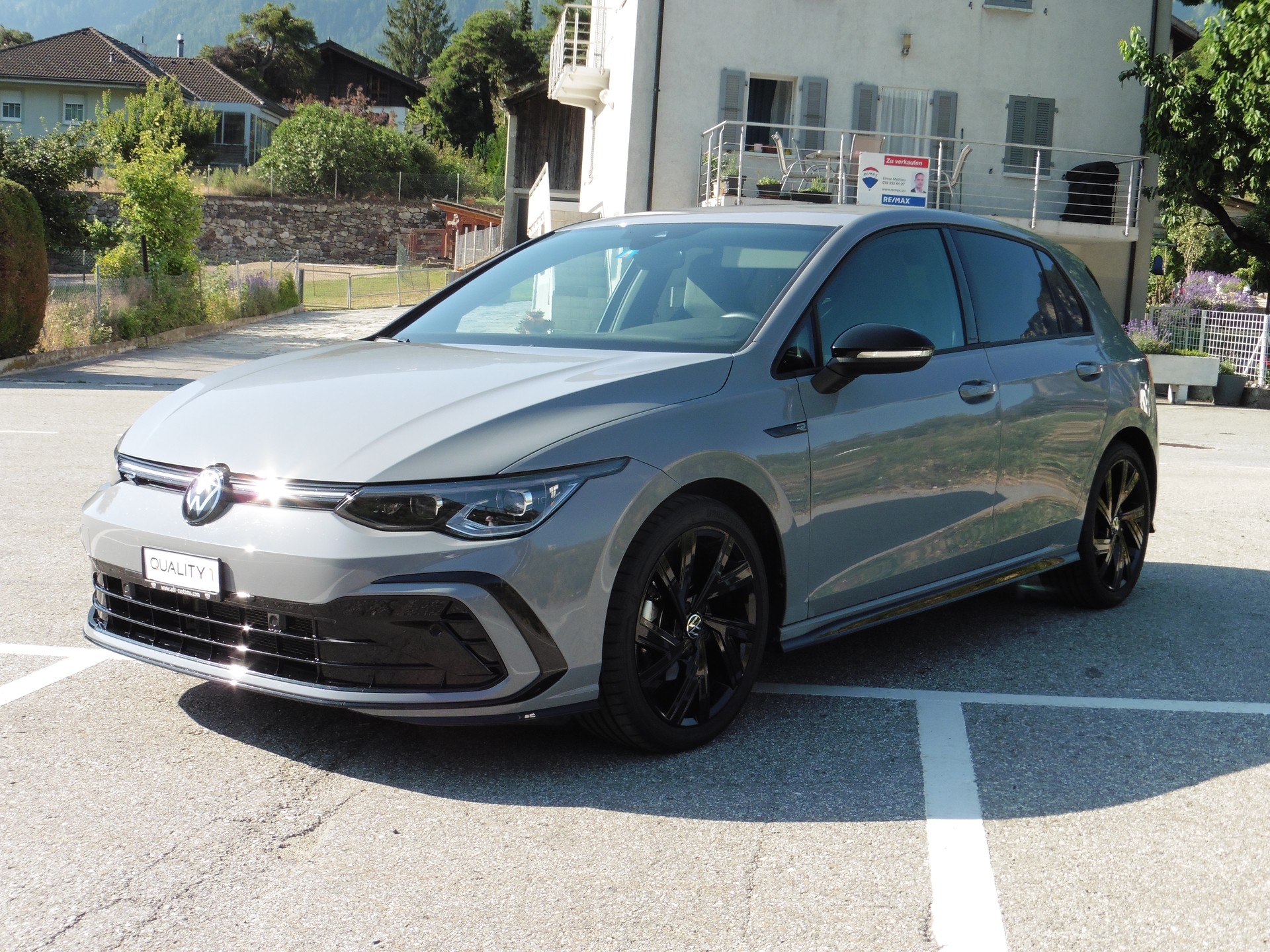 VW Golf 1.5 eTSI mHEV ACT R-Line DSG-image-5
