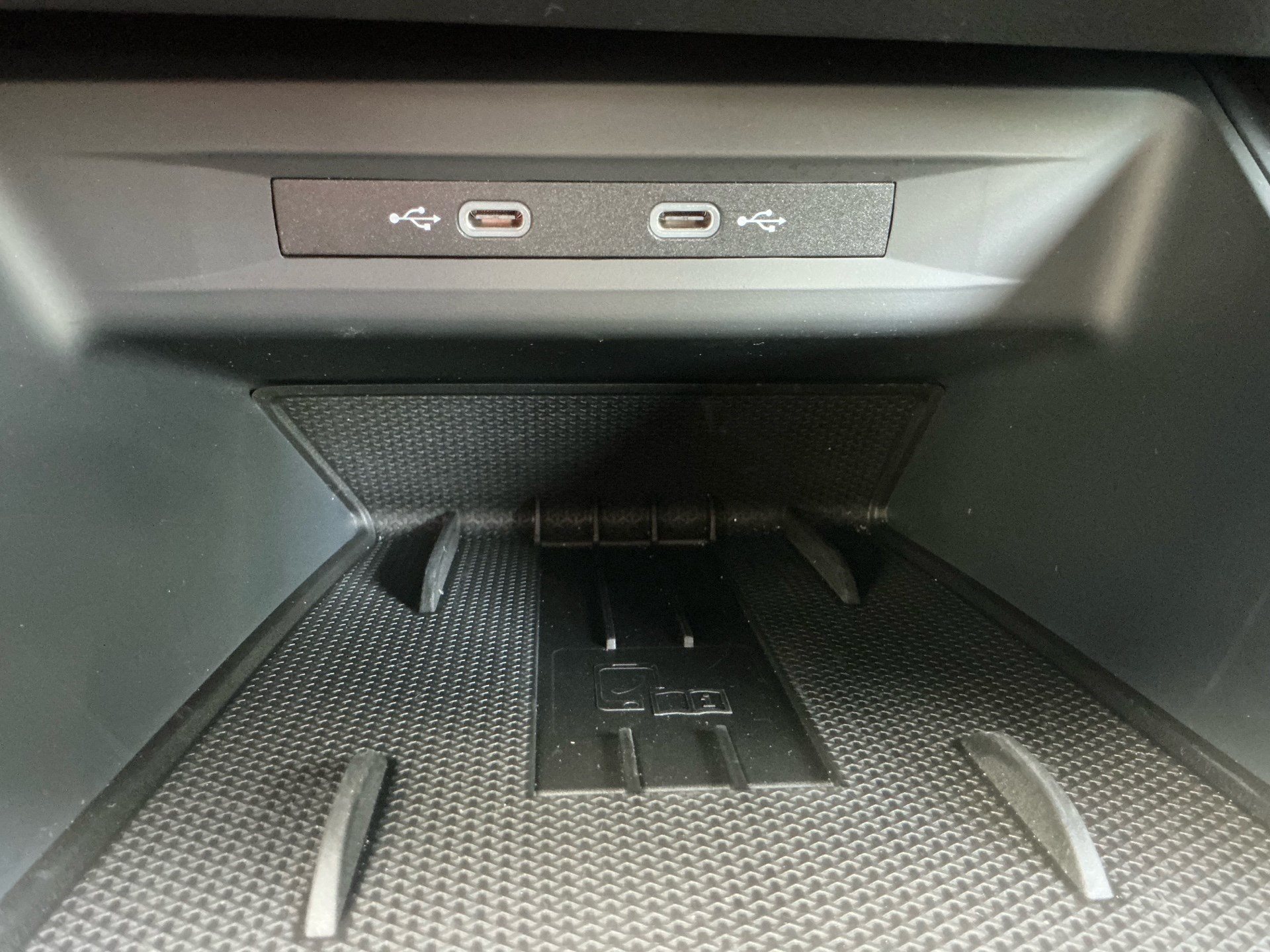 CUPRA Formentor VZ 2.0 TSI 333PS 4Drive *** PANORAMADACH & 5 JAHRE CUPRA GARANTIE ***-image-27