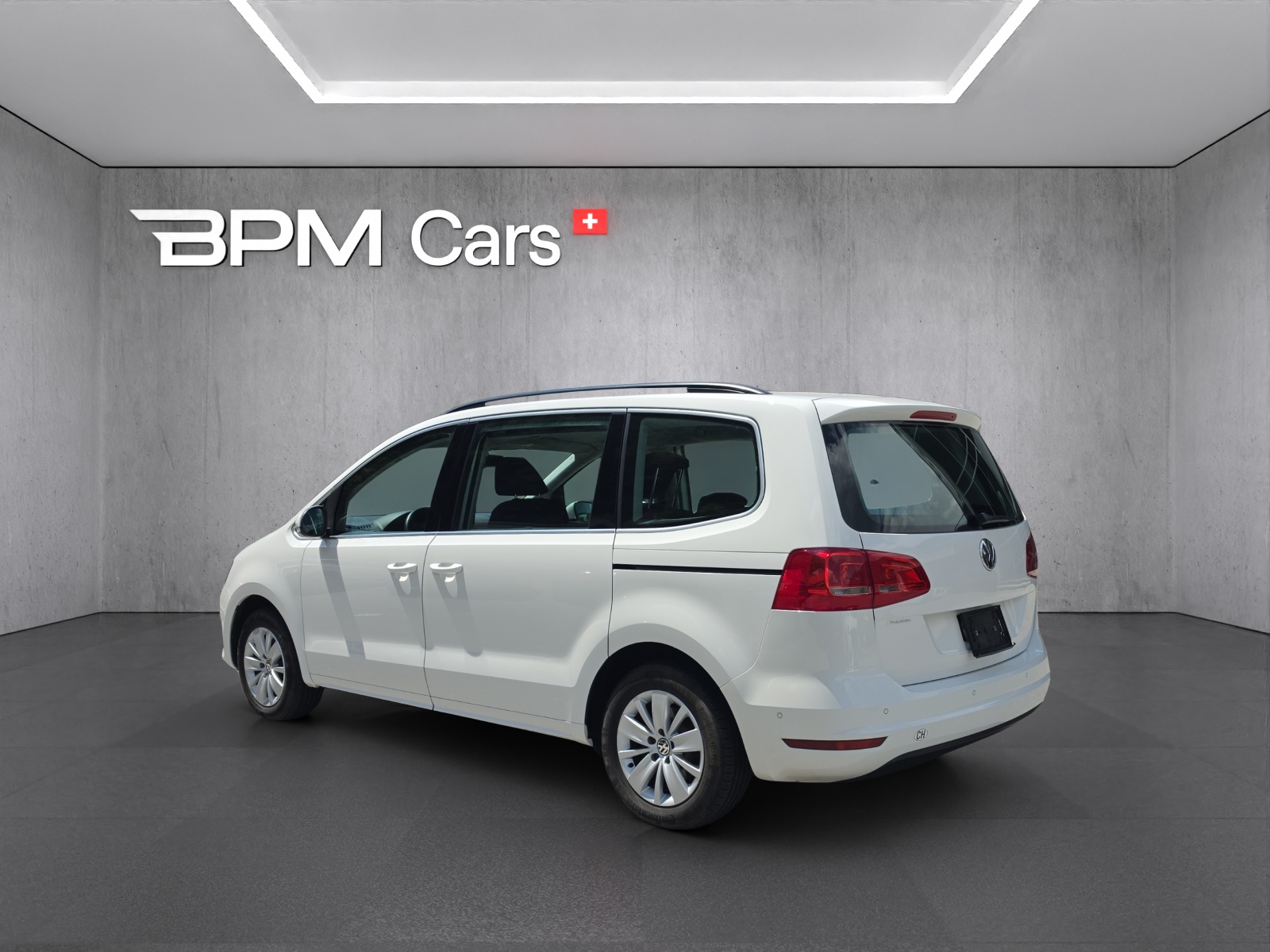 VW Sharan 2.0 TDI BMT Comfortline DSG-image-2