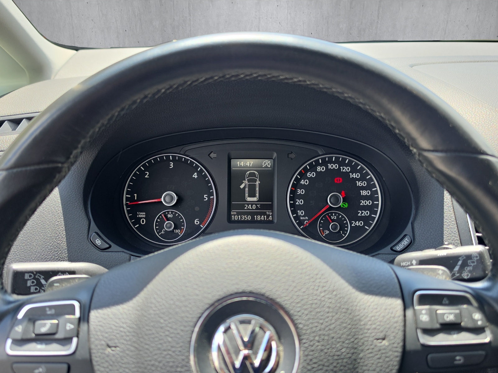 VW Sharan 2.0 TDI BMT Comfortline DSG-image-11