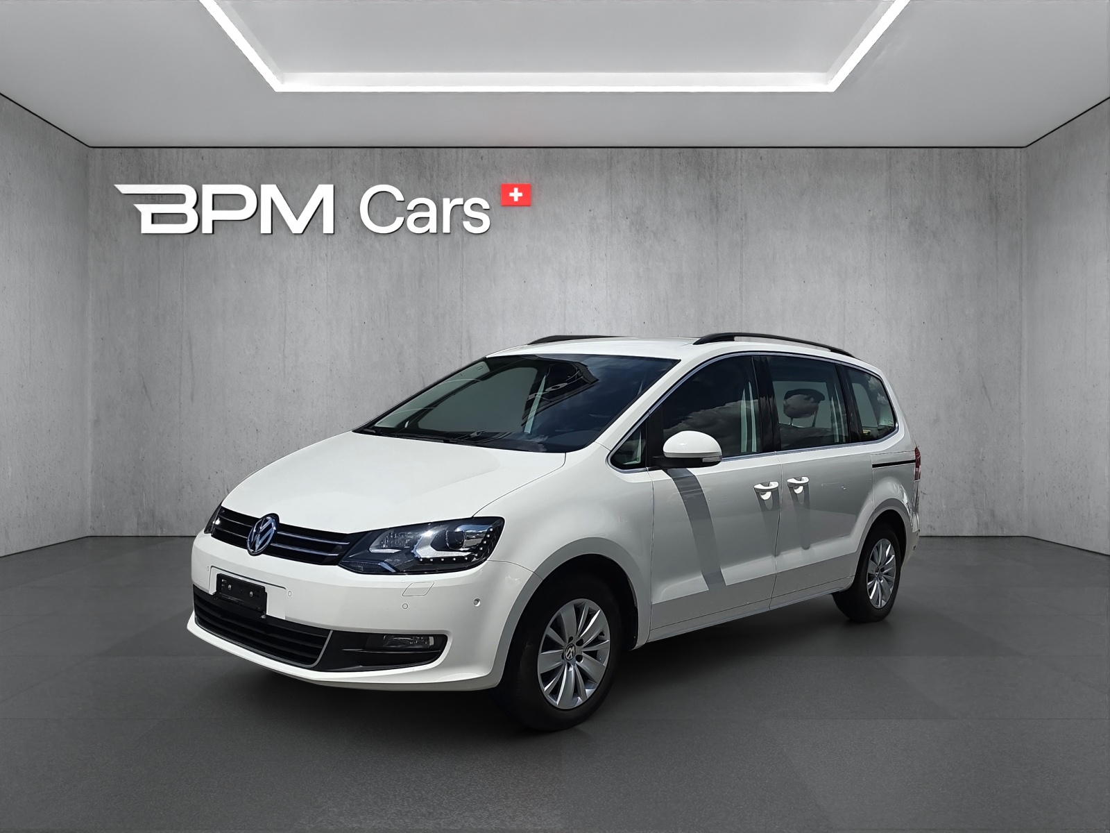 VW Sharan 2.0 TDI BMT Comfortline DSG-image-0