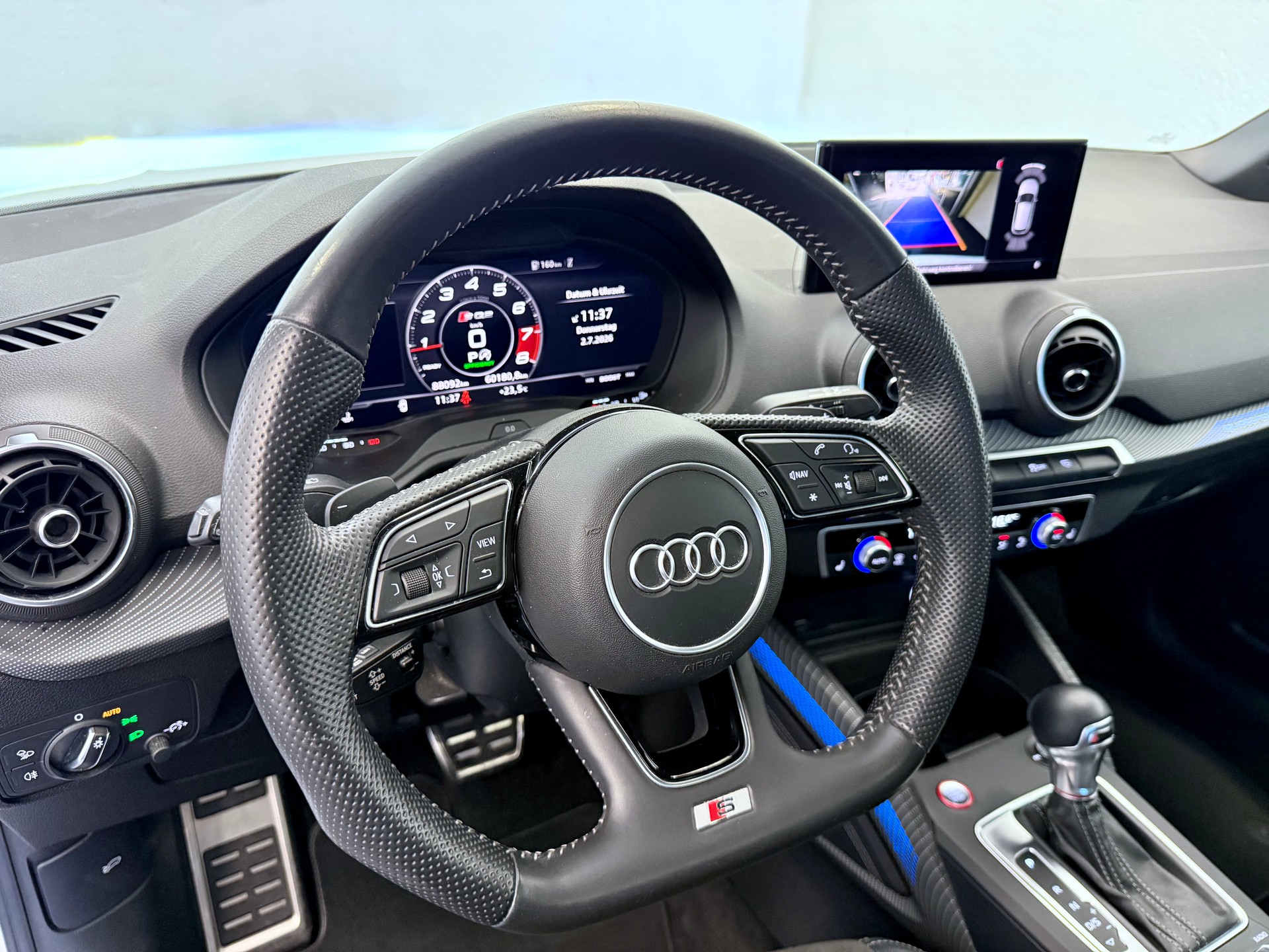 AUDI SQ2 TFSI quattro S-tronic-image-13