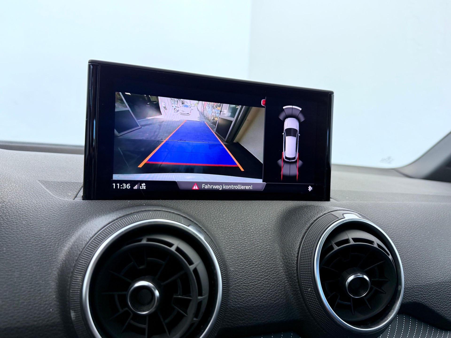AUDI SQ2 TFSI quattro S-tronic-image-21