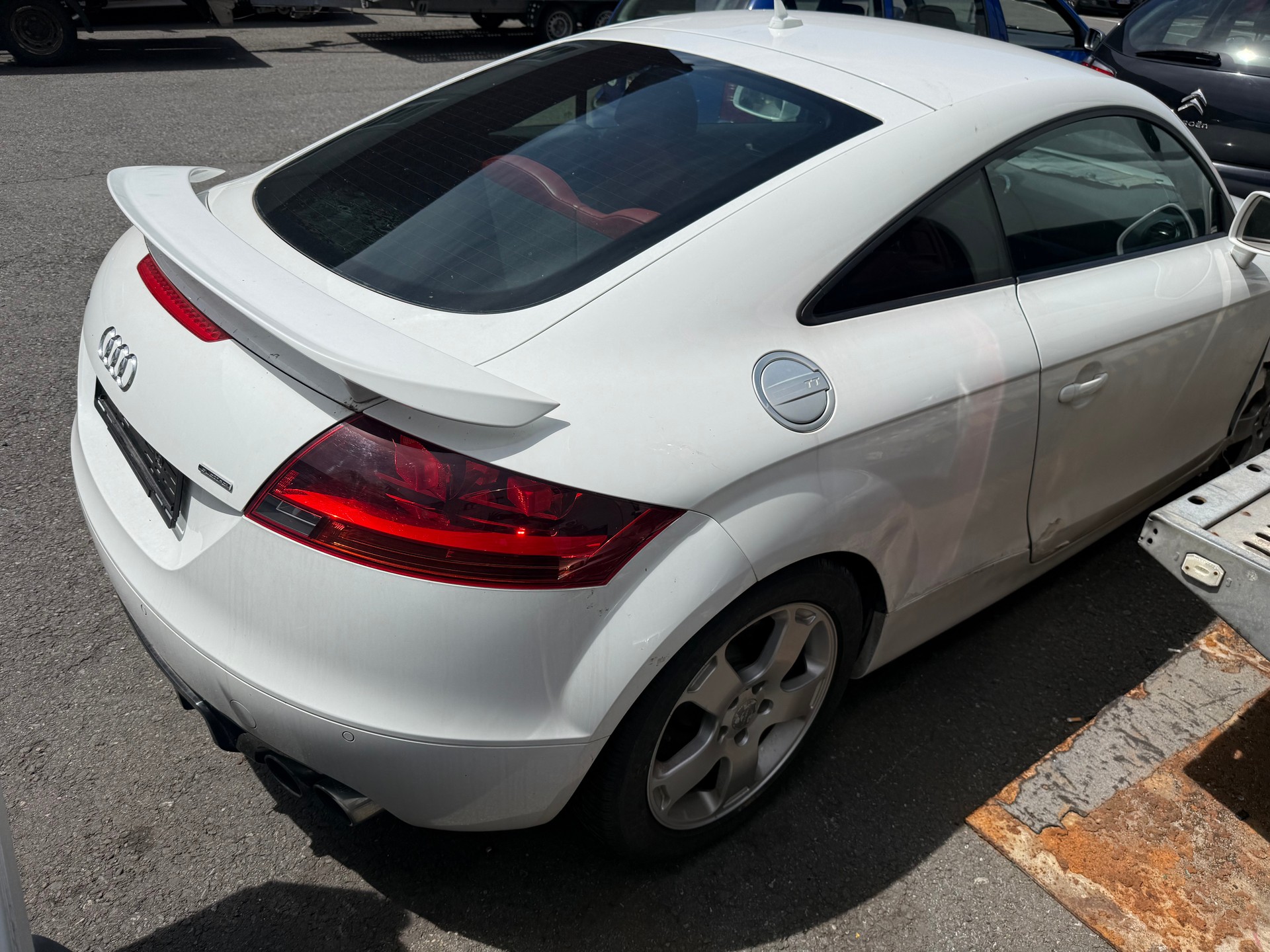 AUDI TT Coupé 3.2 quattro-image-6