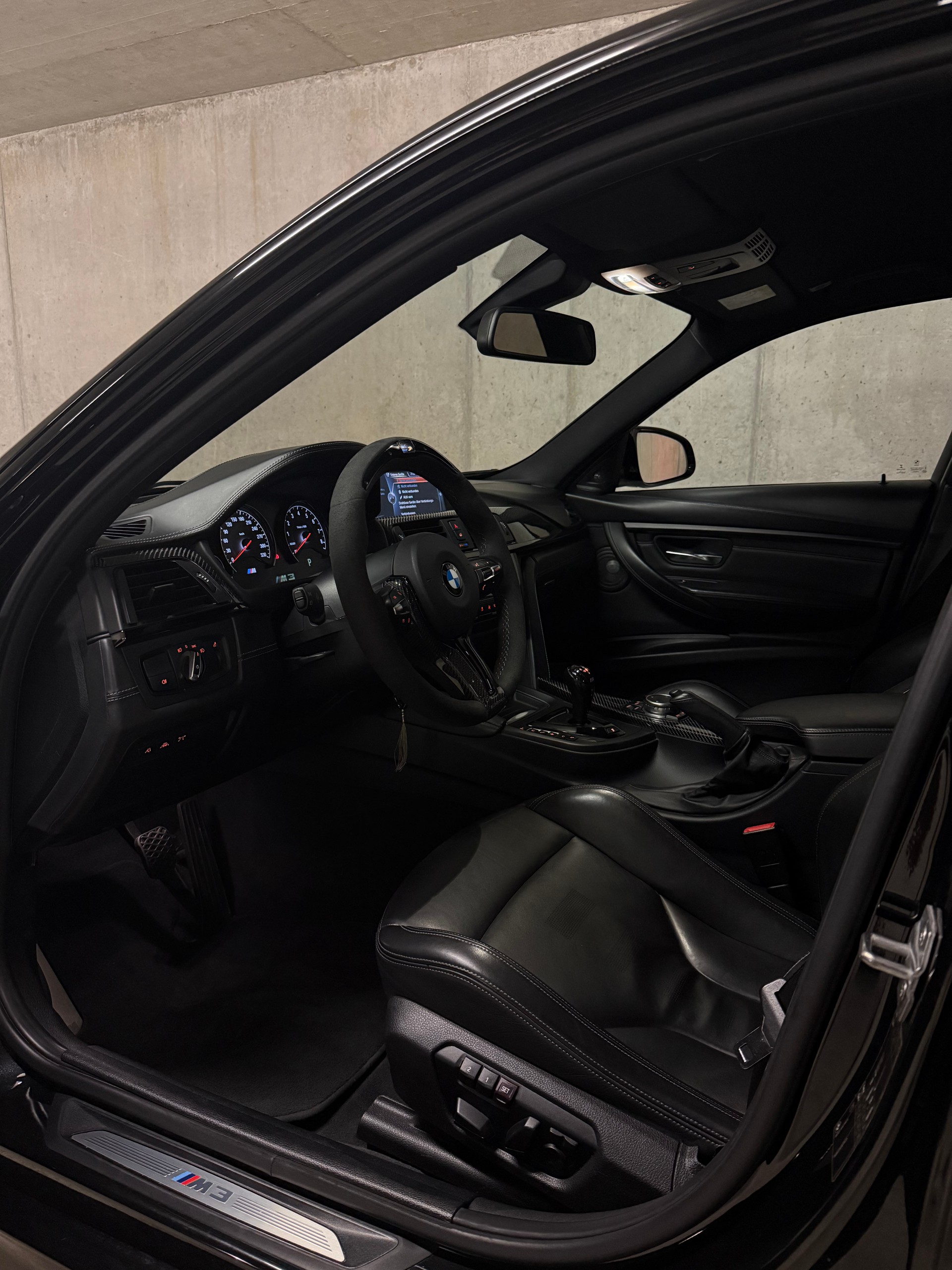 BMW M3 Drivelogic-image-3