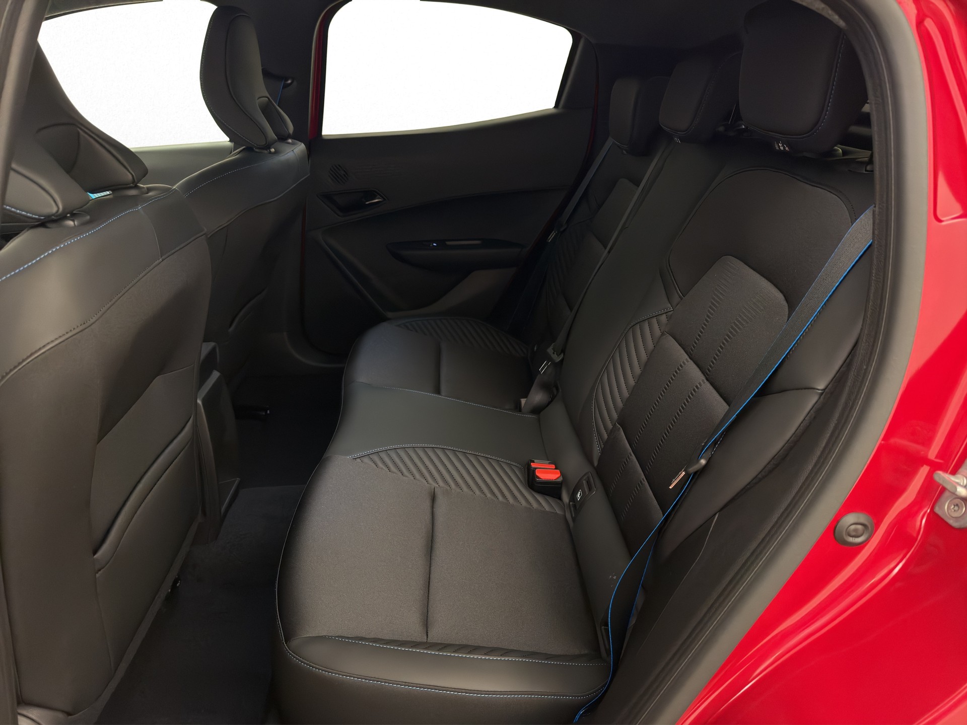 RENAULT Clio 1.8 E-Tech esprit Alpine-image-11